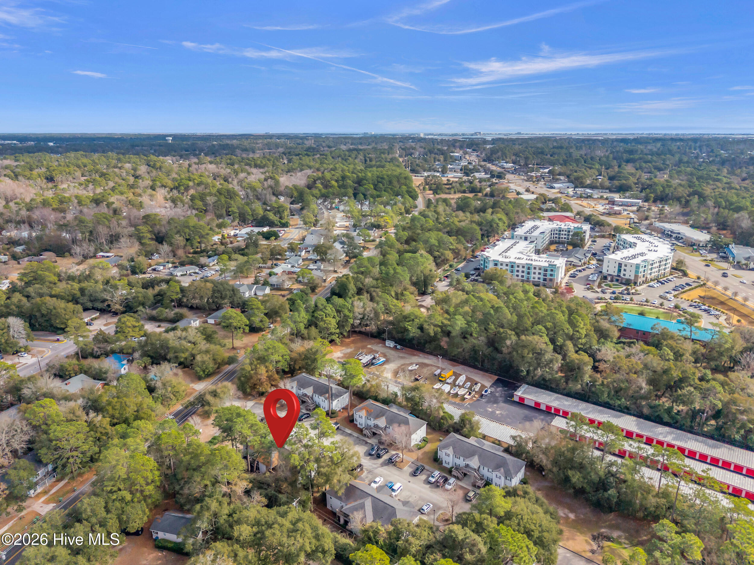 100548412 | Photo 25