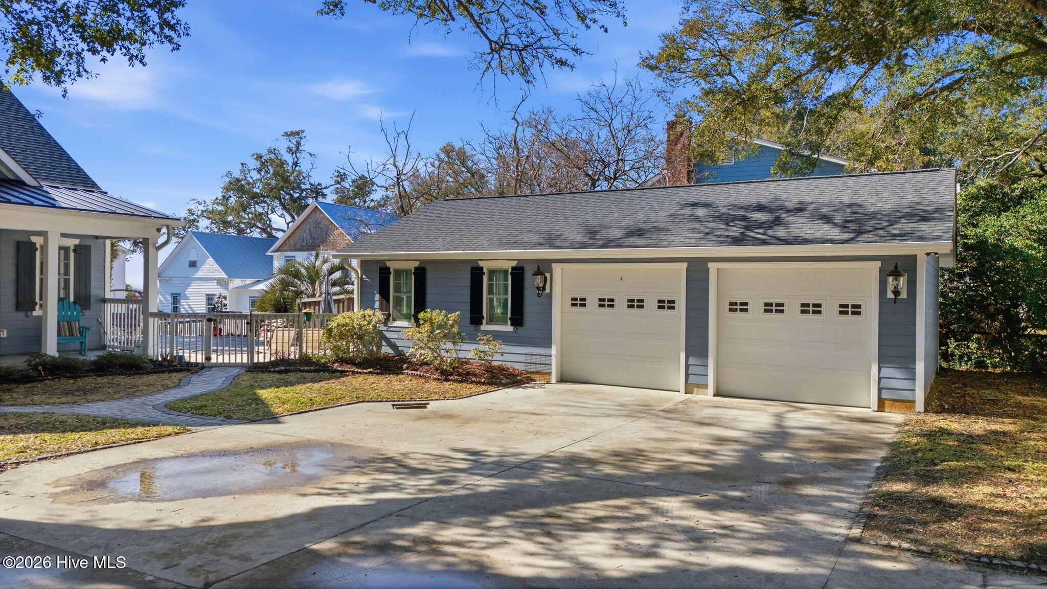 100553836 | Photo 70