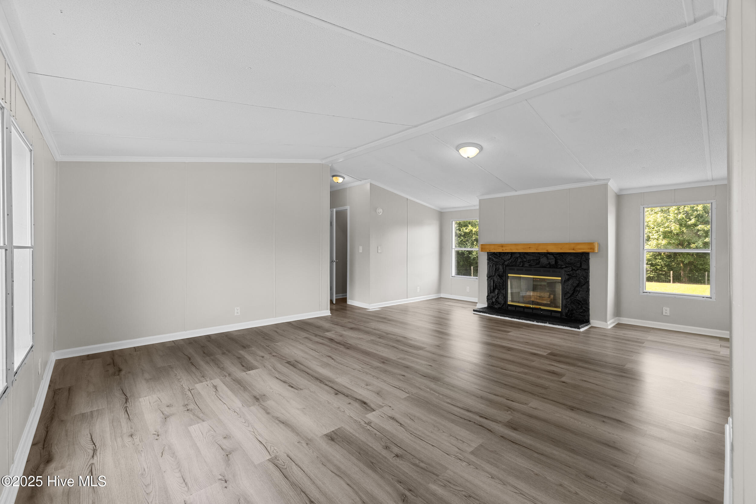 295 Francktown Road, Richlands, NC 28574 – photo 10: 025a3328
