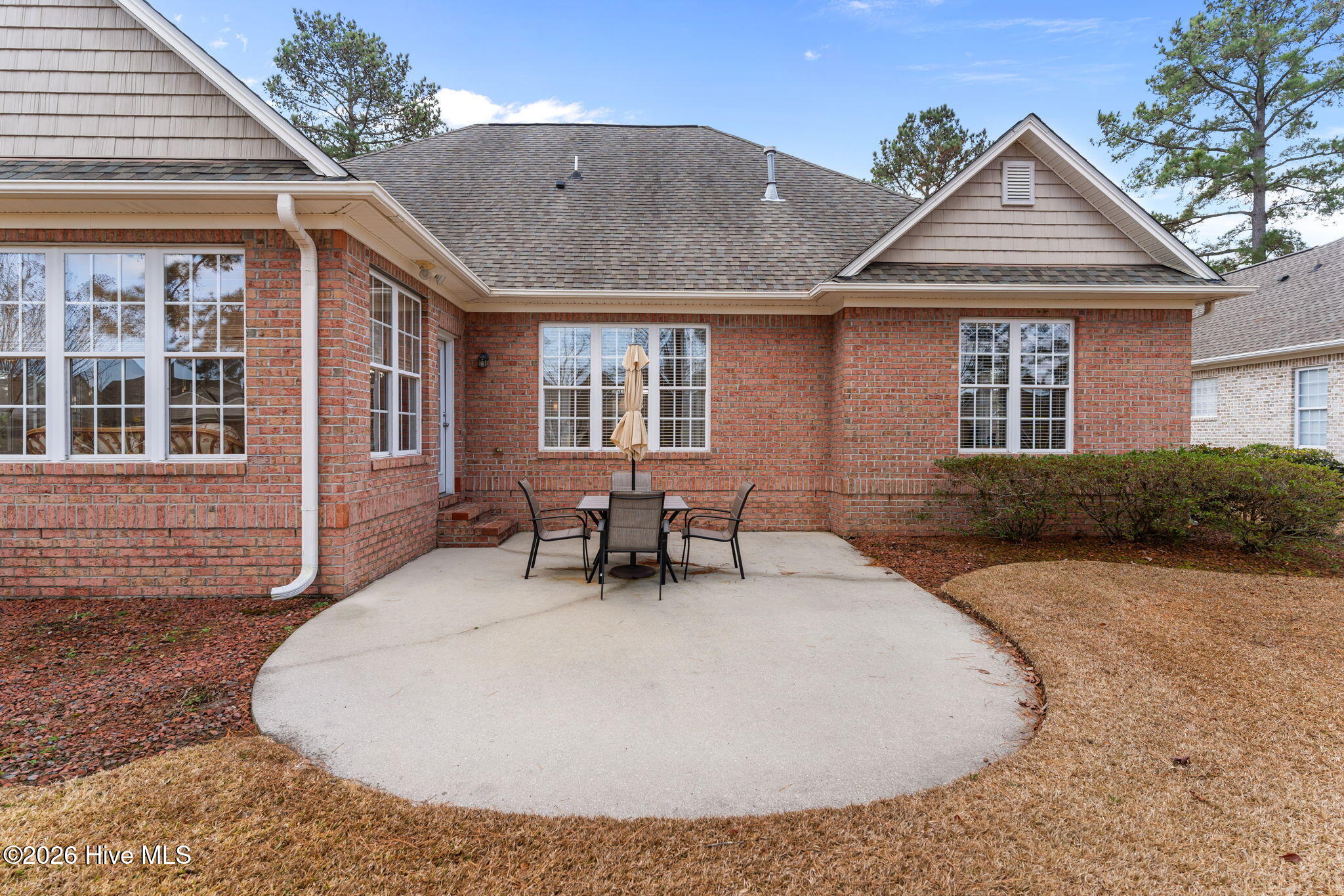 100548977 | Photo 38