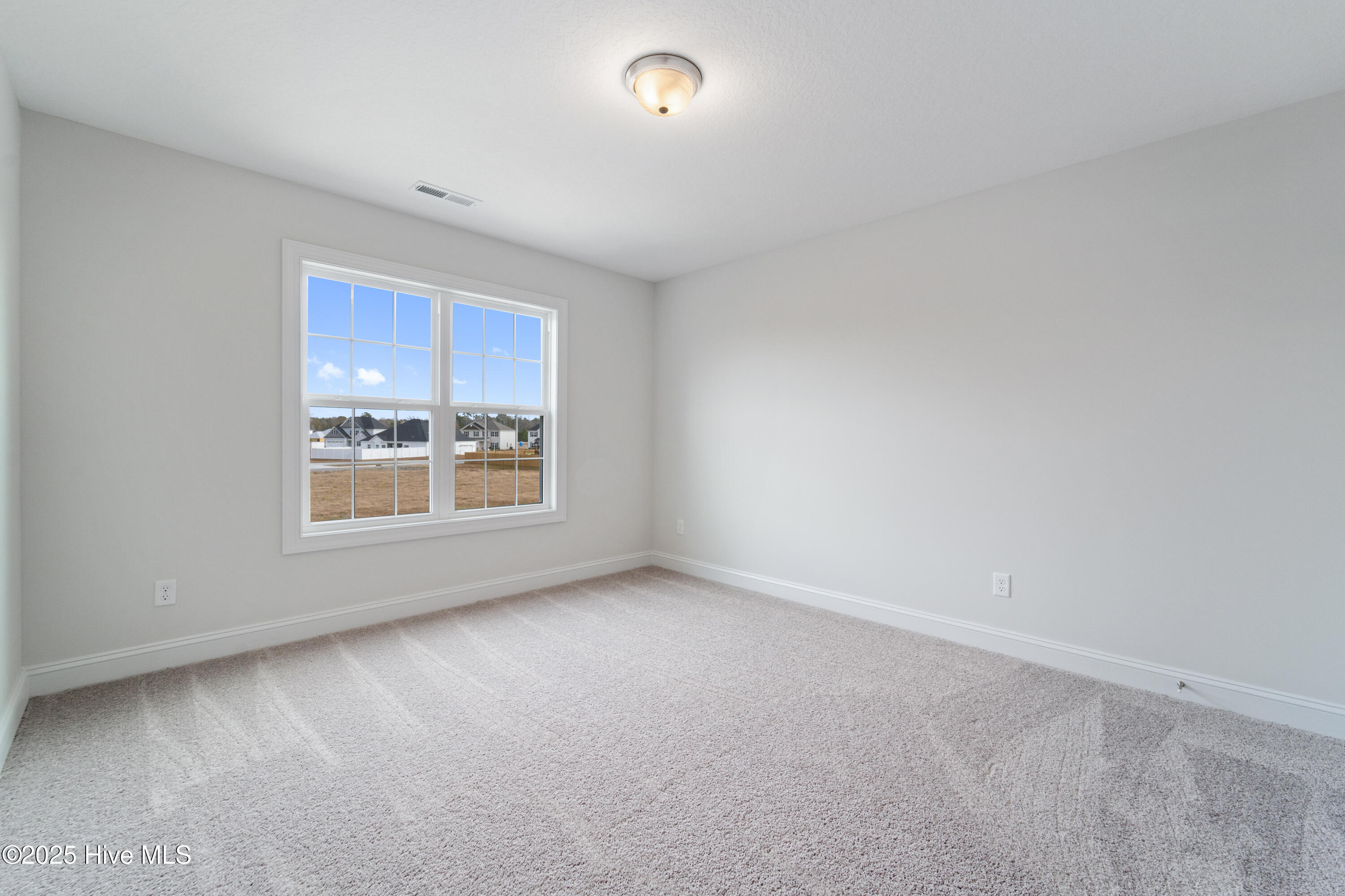 100519002 | Photo 20