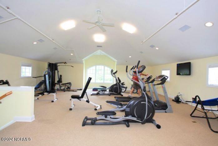 100560622 | Photo 56