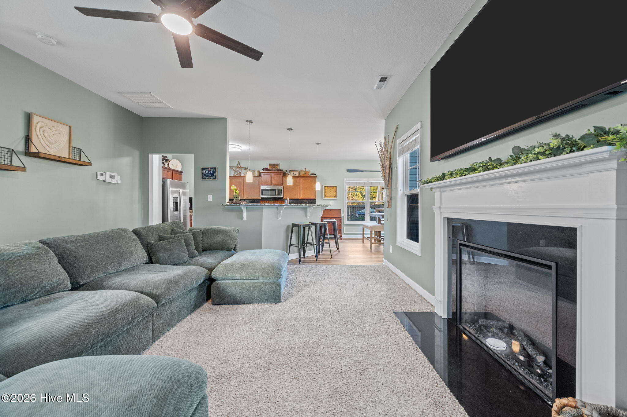 100564258 | Photo 15