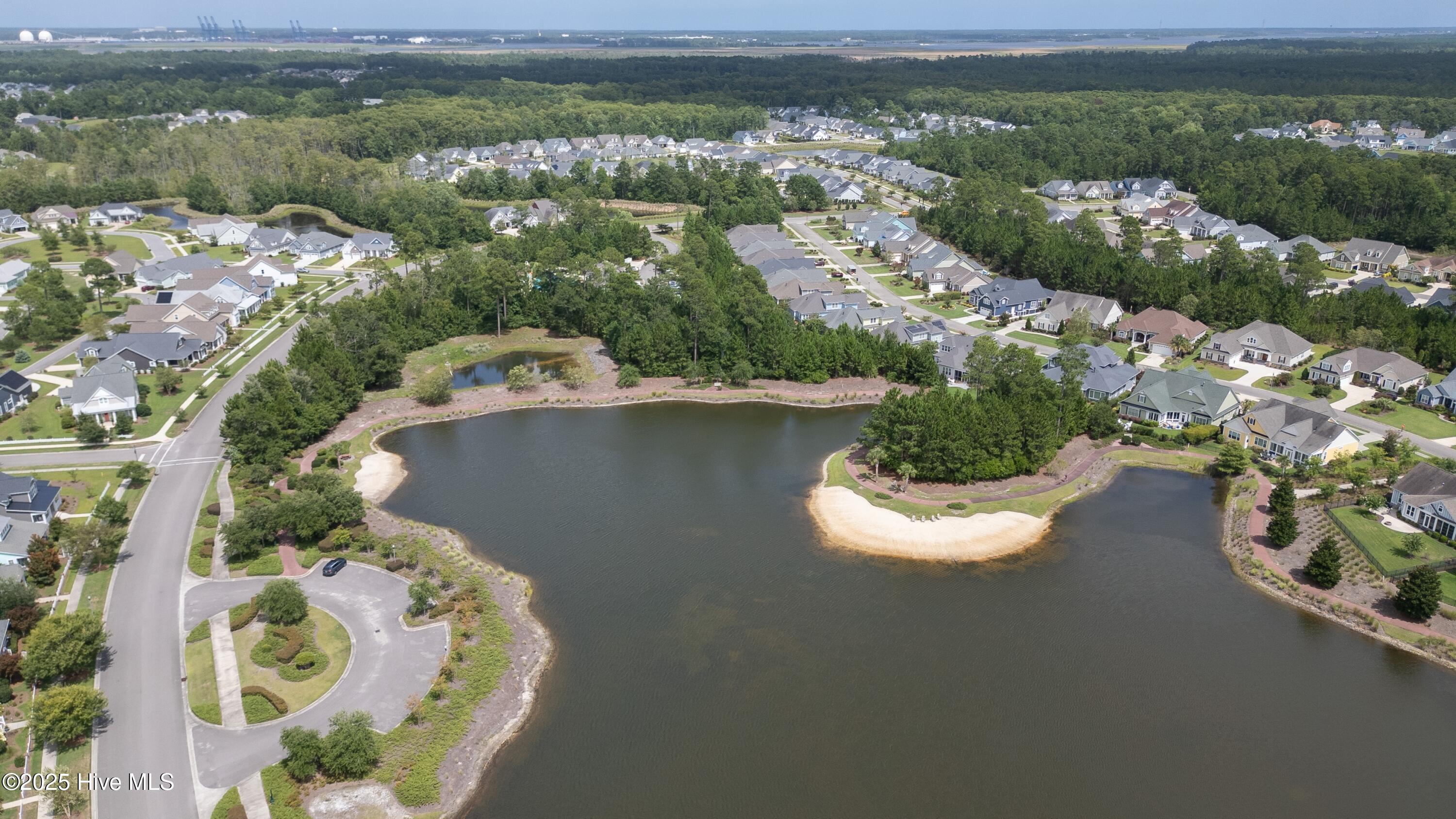 100531261 | Photo 81