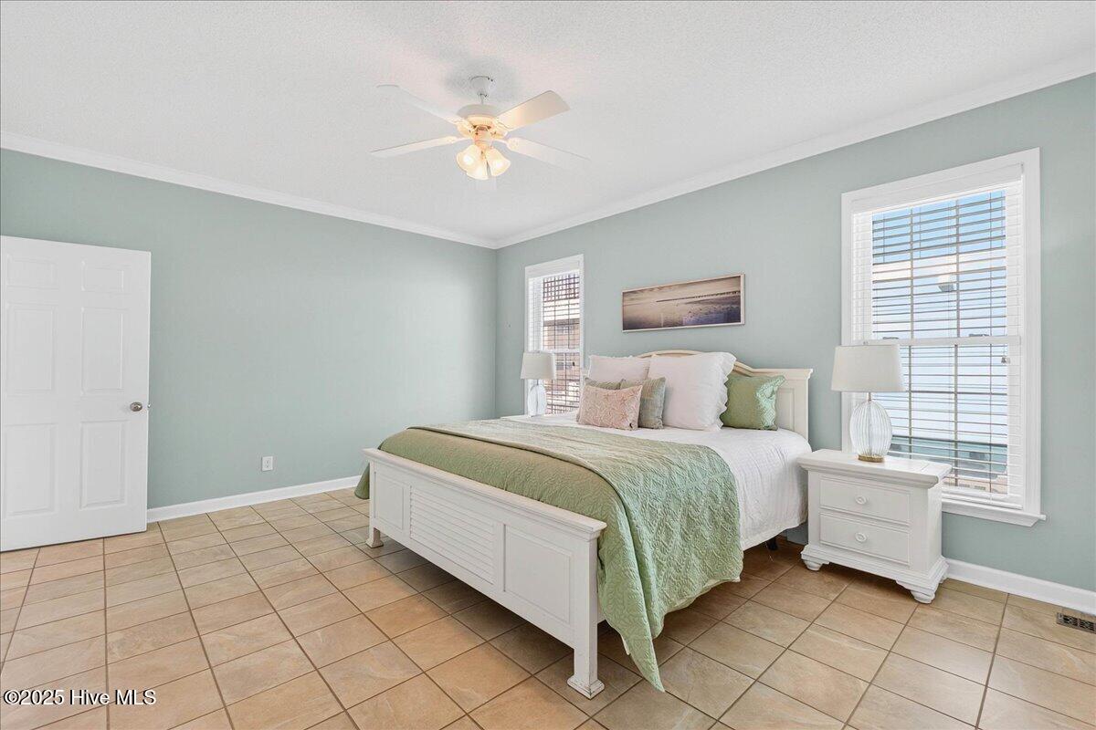 100522295 | Photo 27