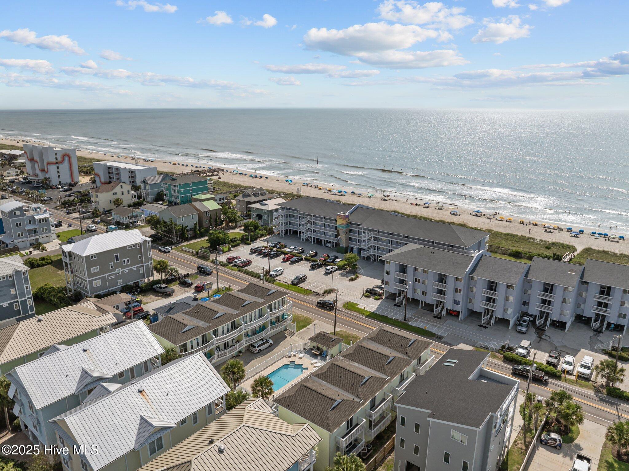 100554809 | Photo 34