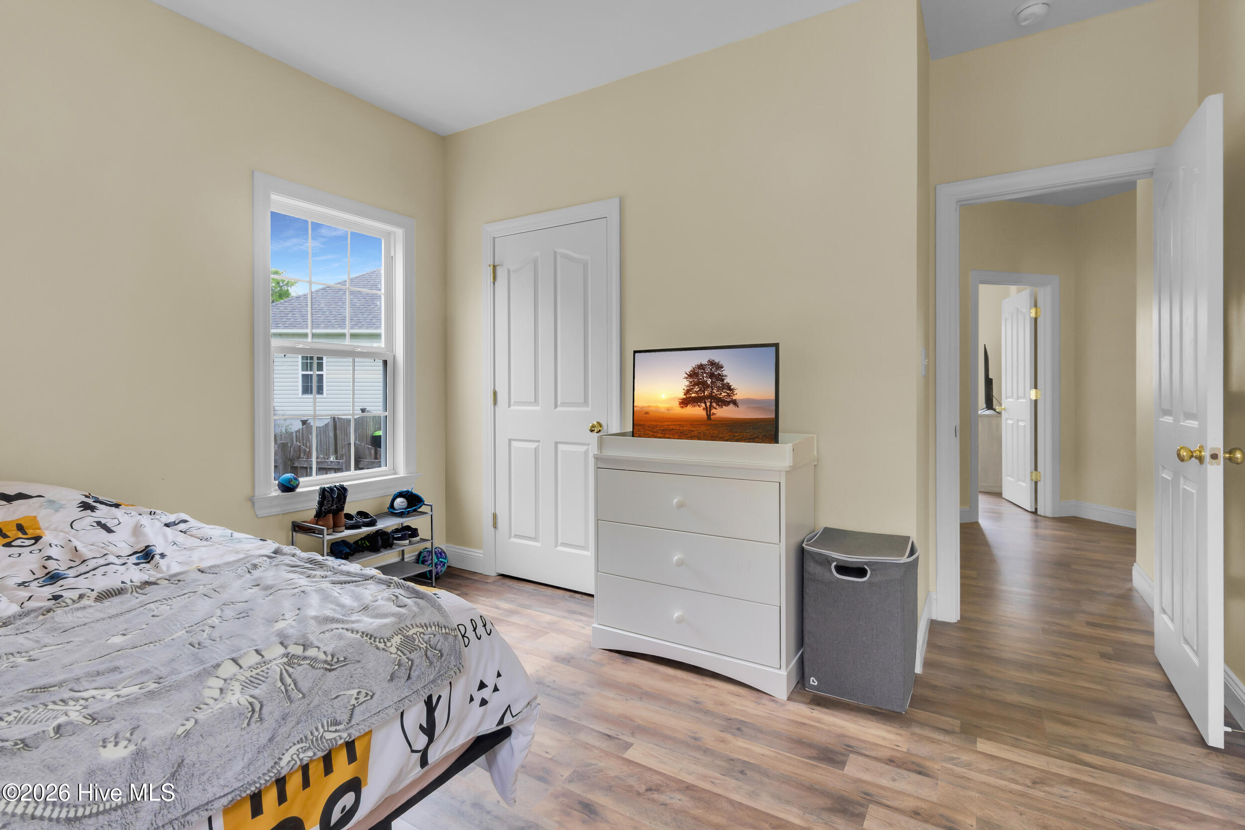 100569291 | Photo 22