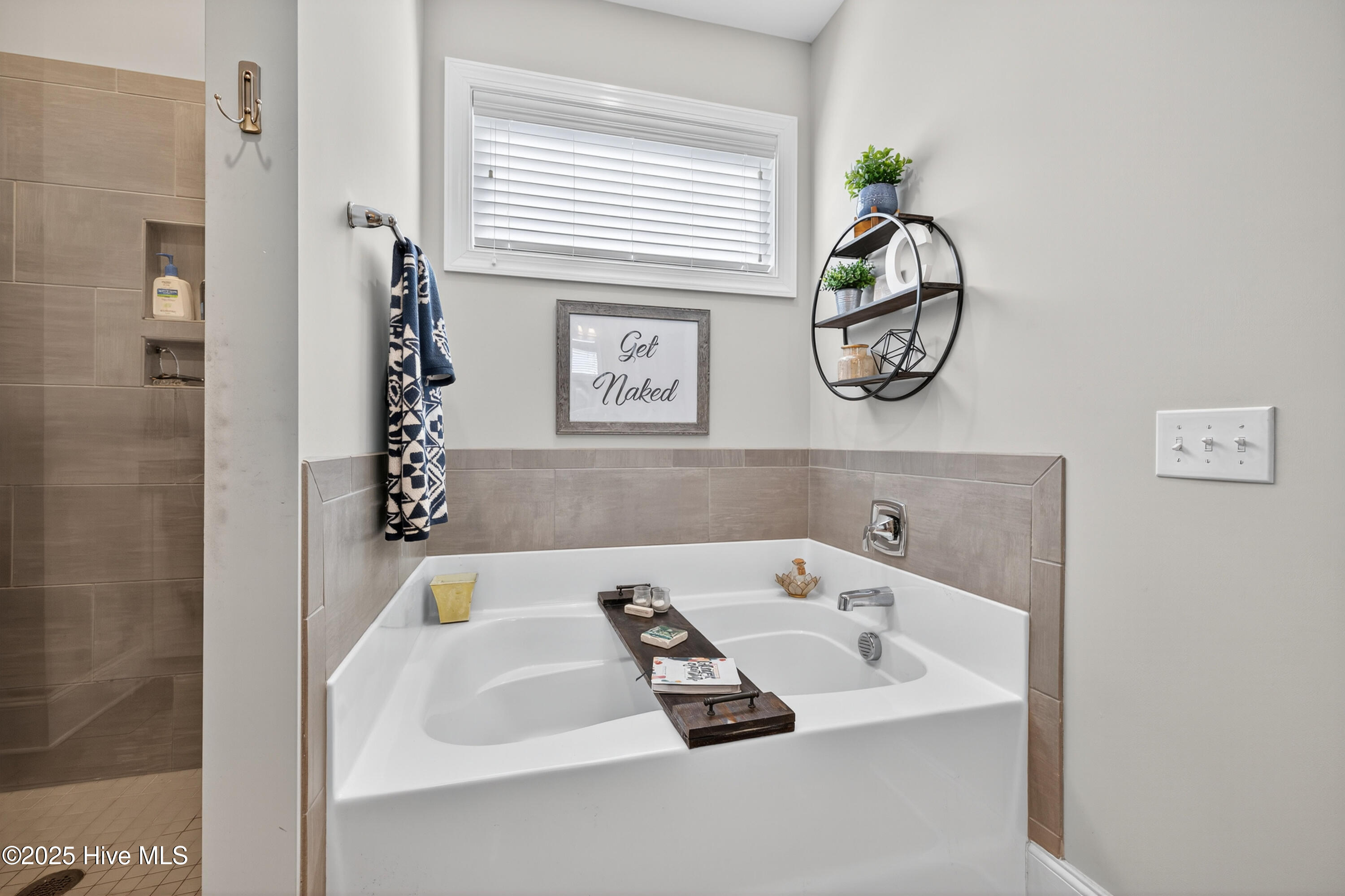 100531655 | Photo 20