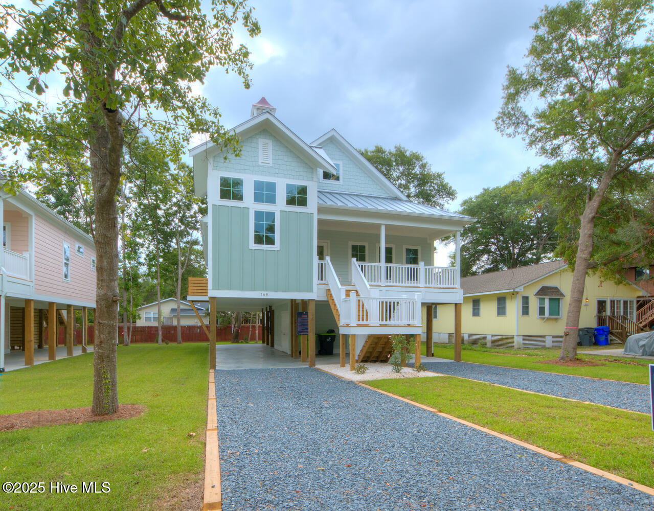 100502884 | Photo 11