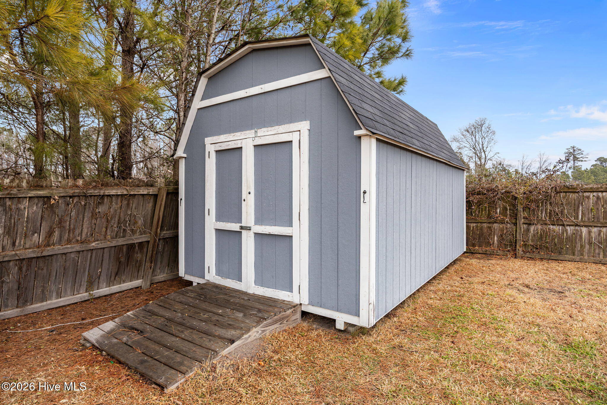 100555278 | Photo 46