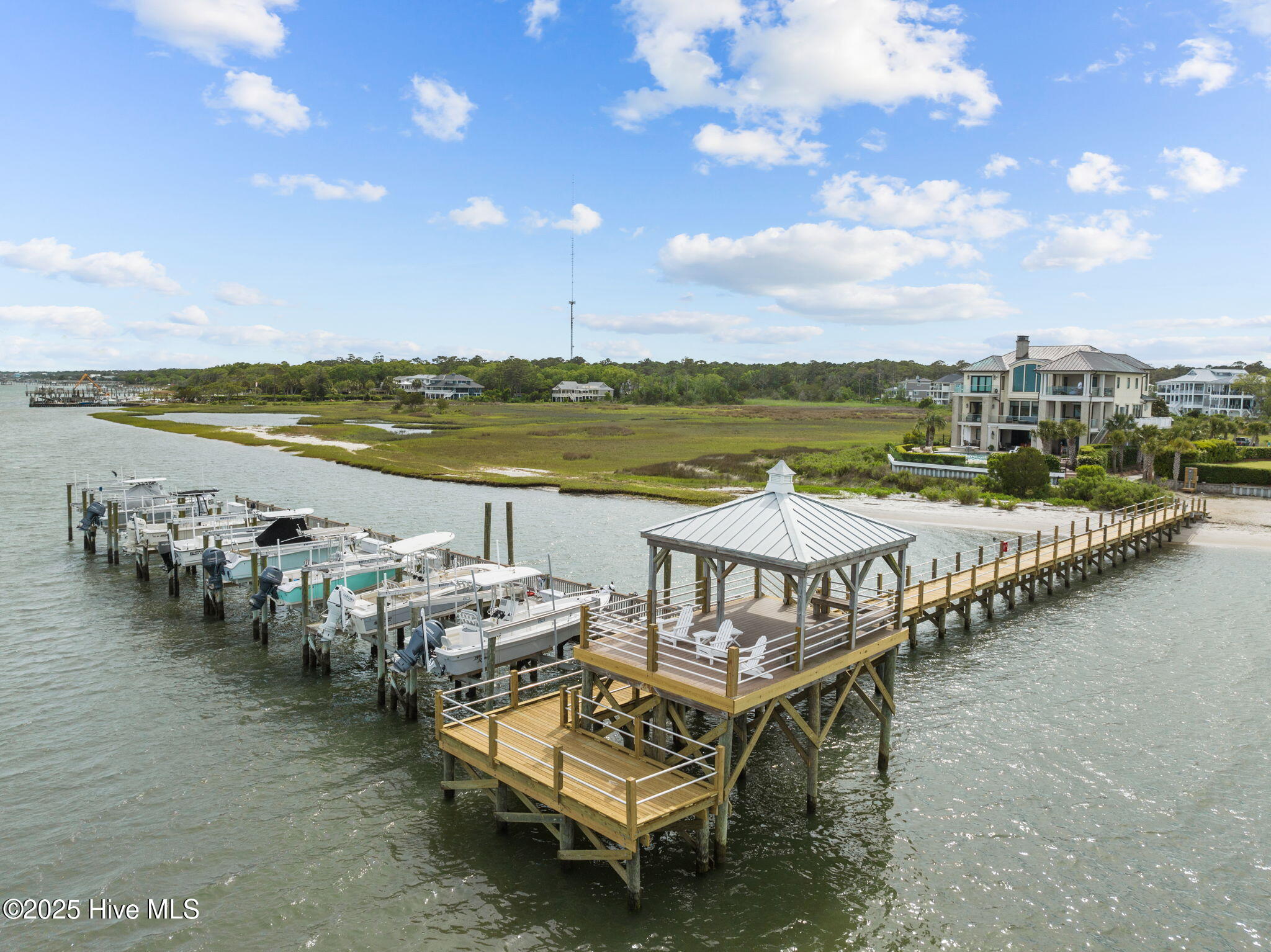 100546200 | Photo 39