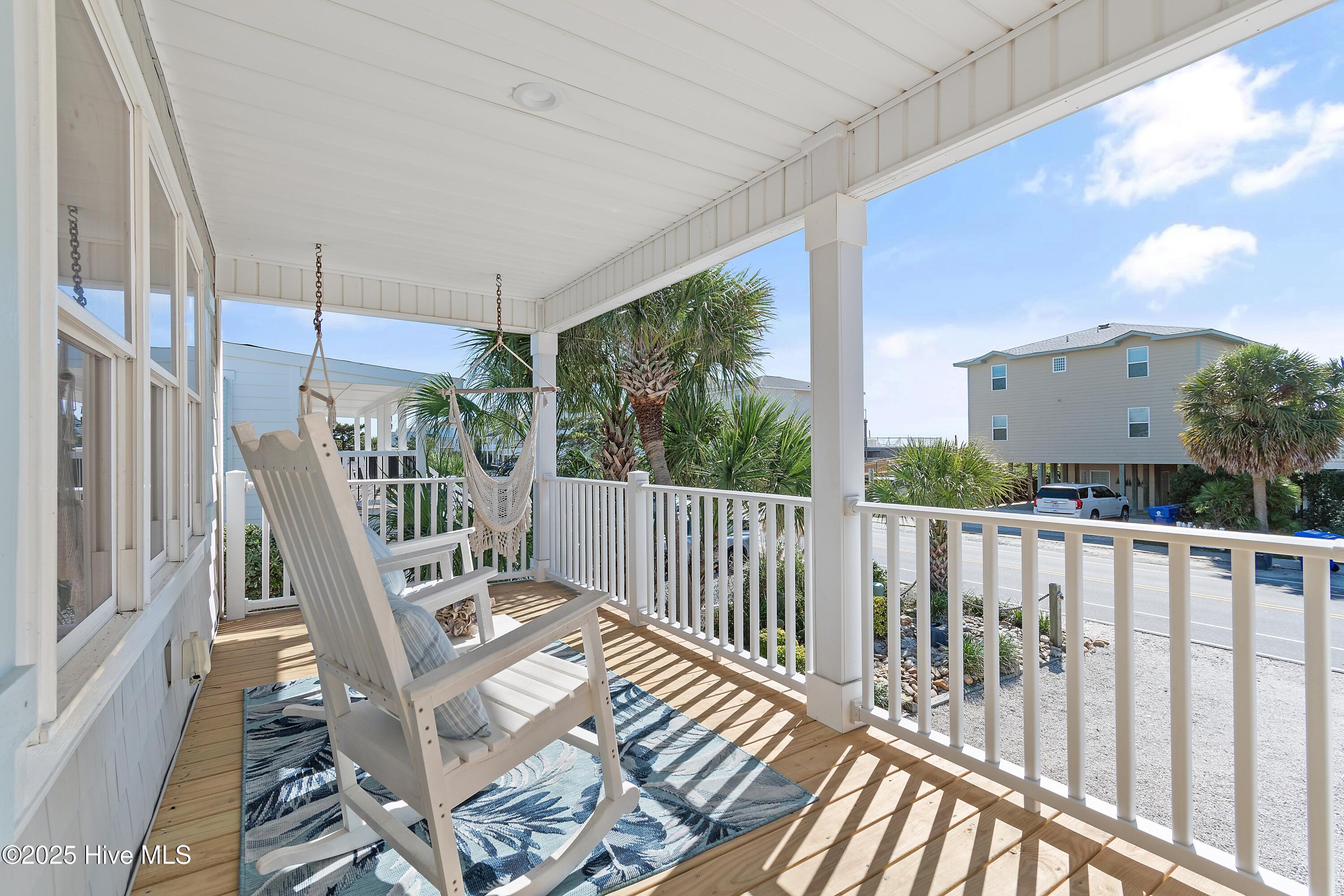 100535227 | Photo 26