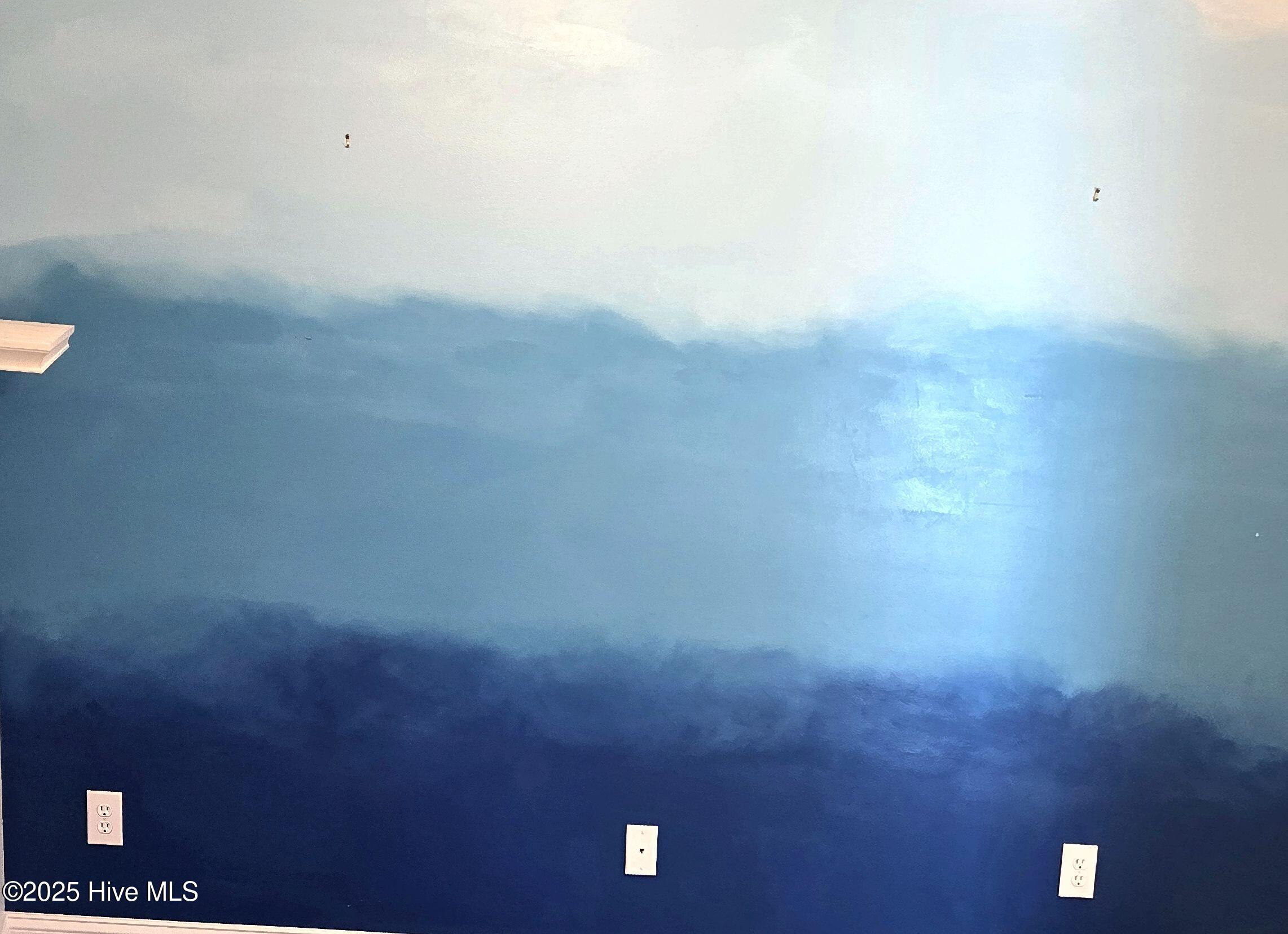 100542444 | Photo 11