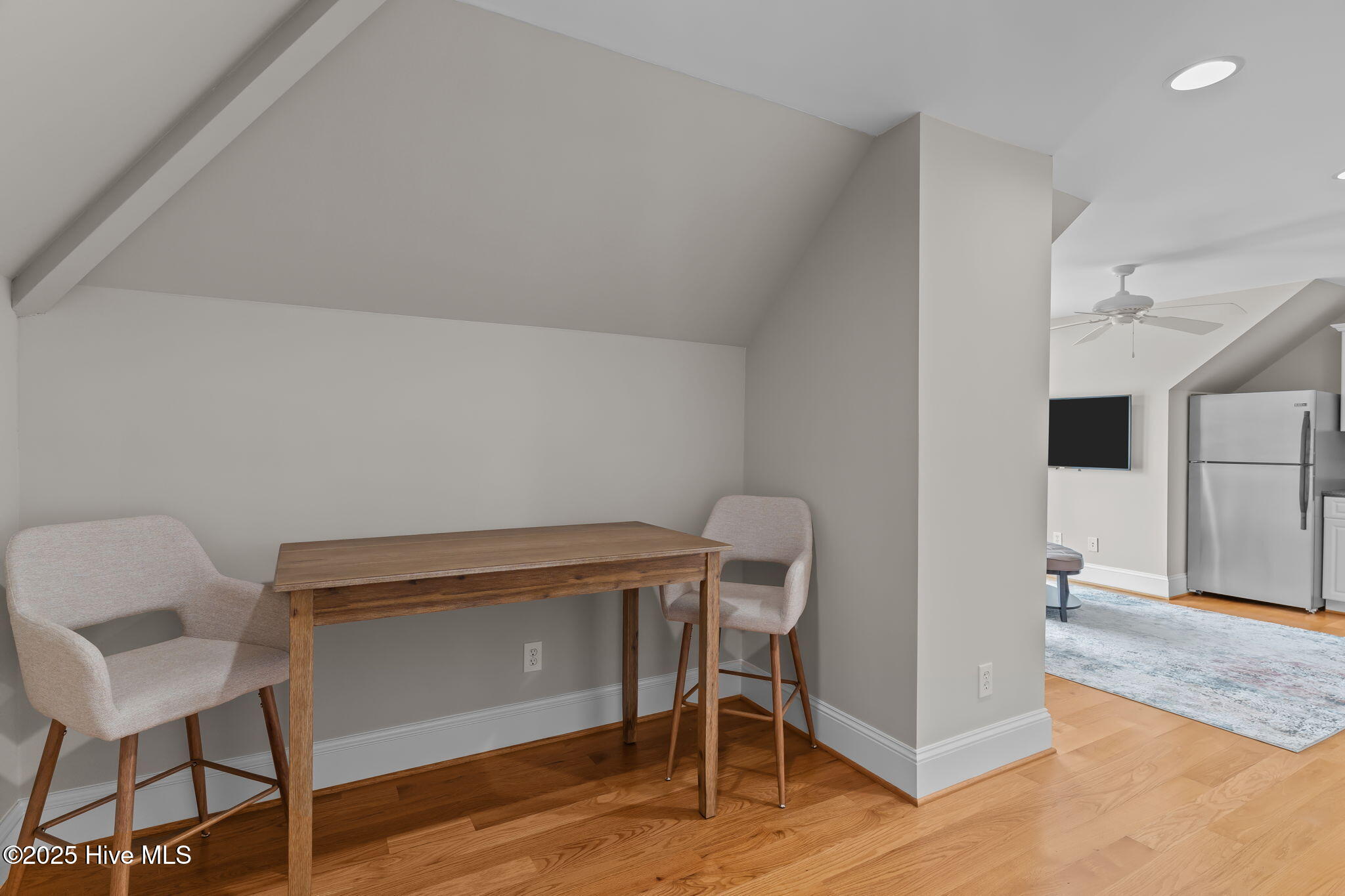 100553124 | Photo 55