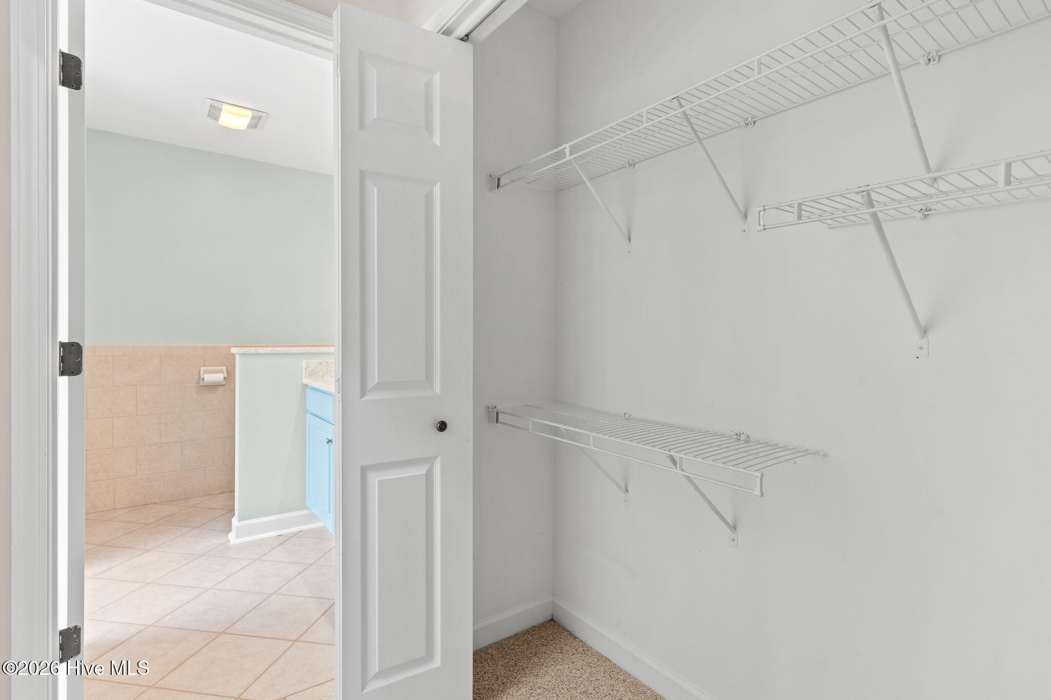 100549581 | Photo 25