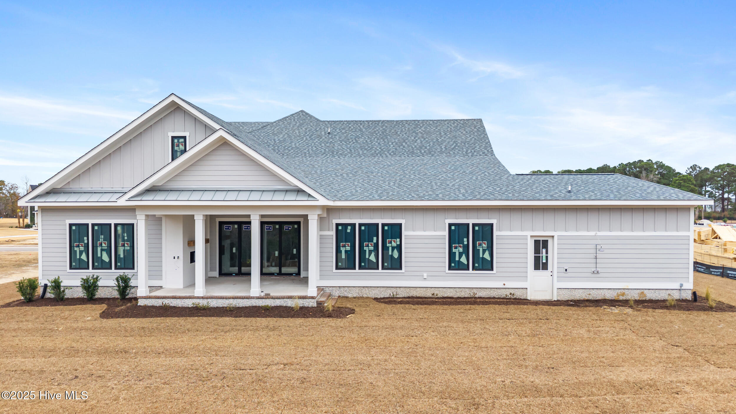 100500065 | Photo 17