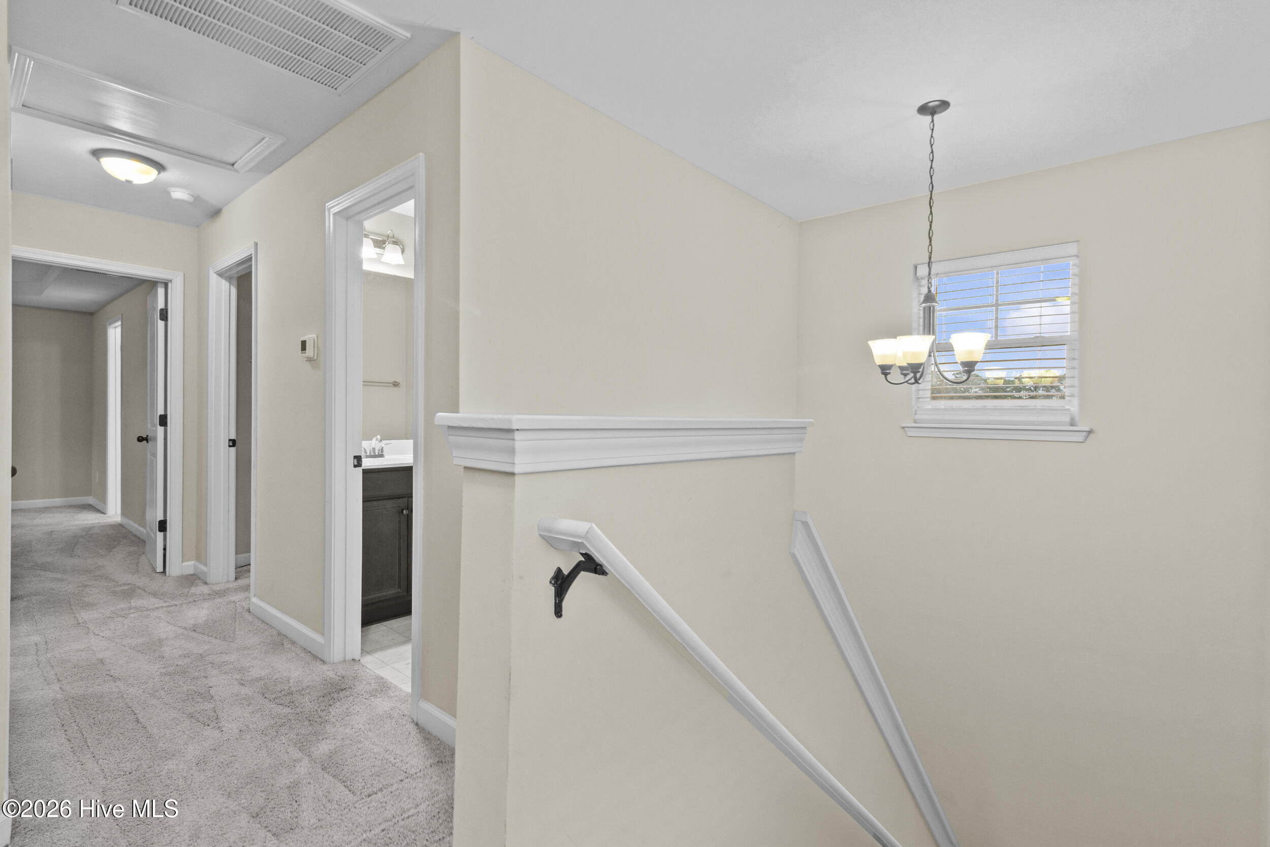 100552565 | Photo 18