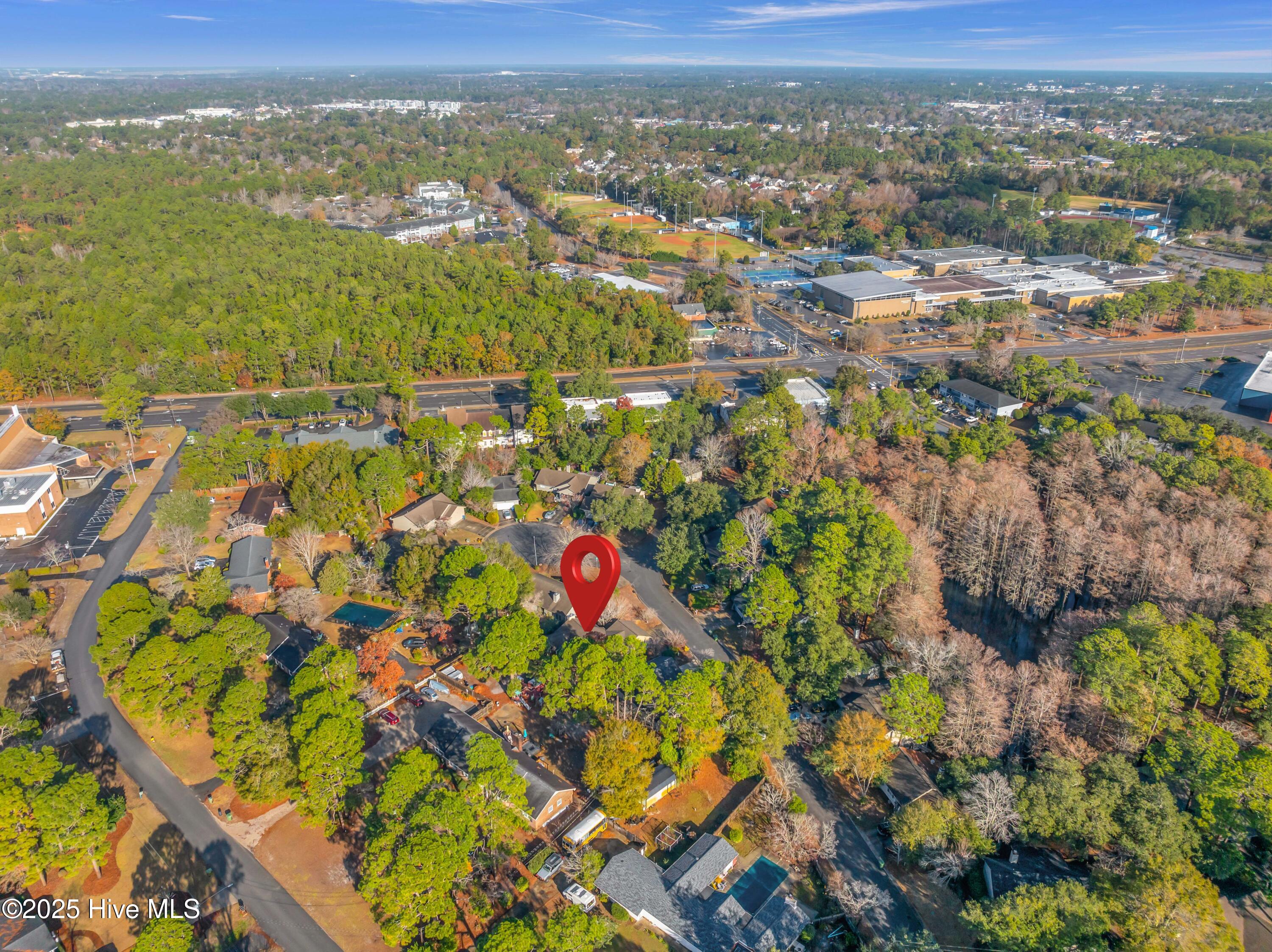 100546330 | Photo 46