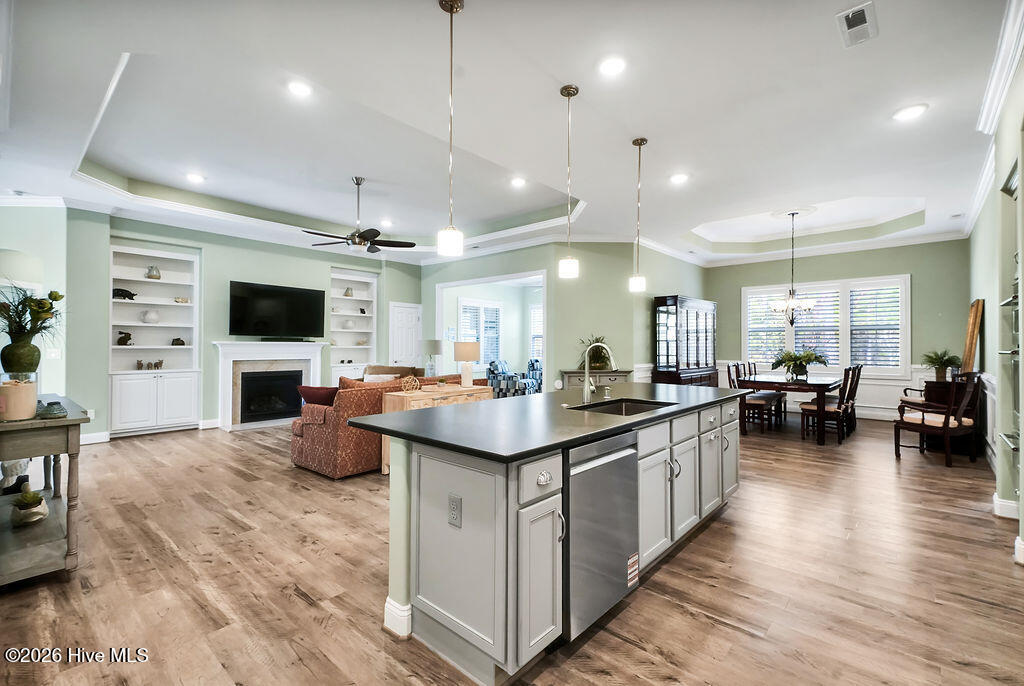 100558721 | Photo 18