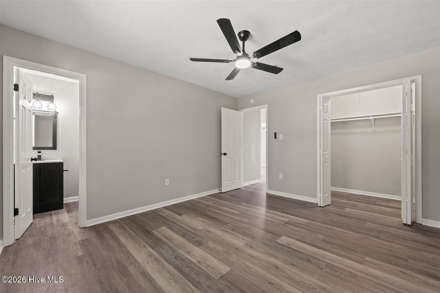 18-3605 Cameron Dr 18