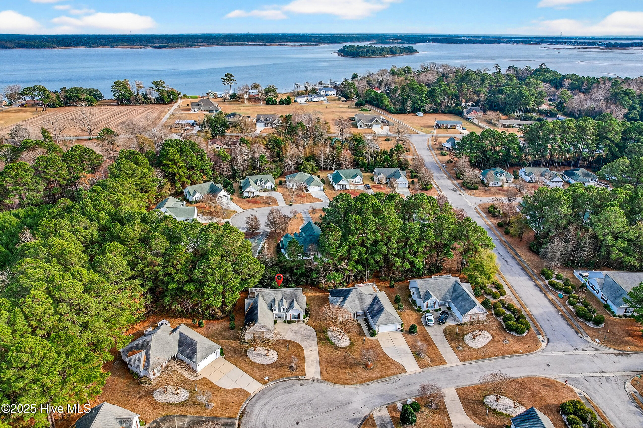 100546010 | Photo 32