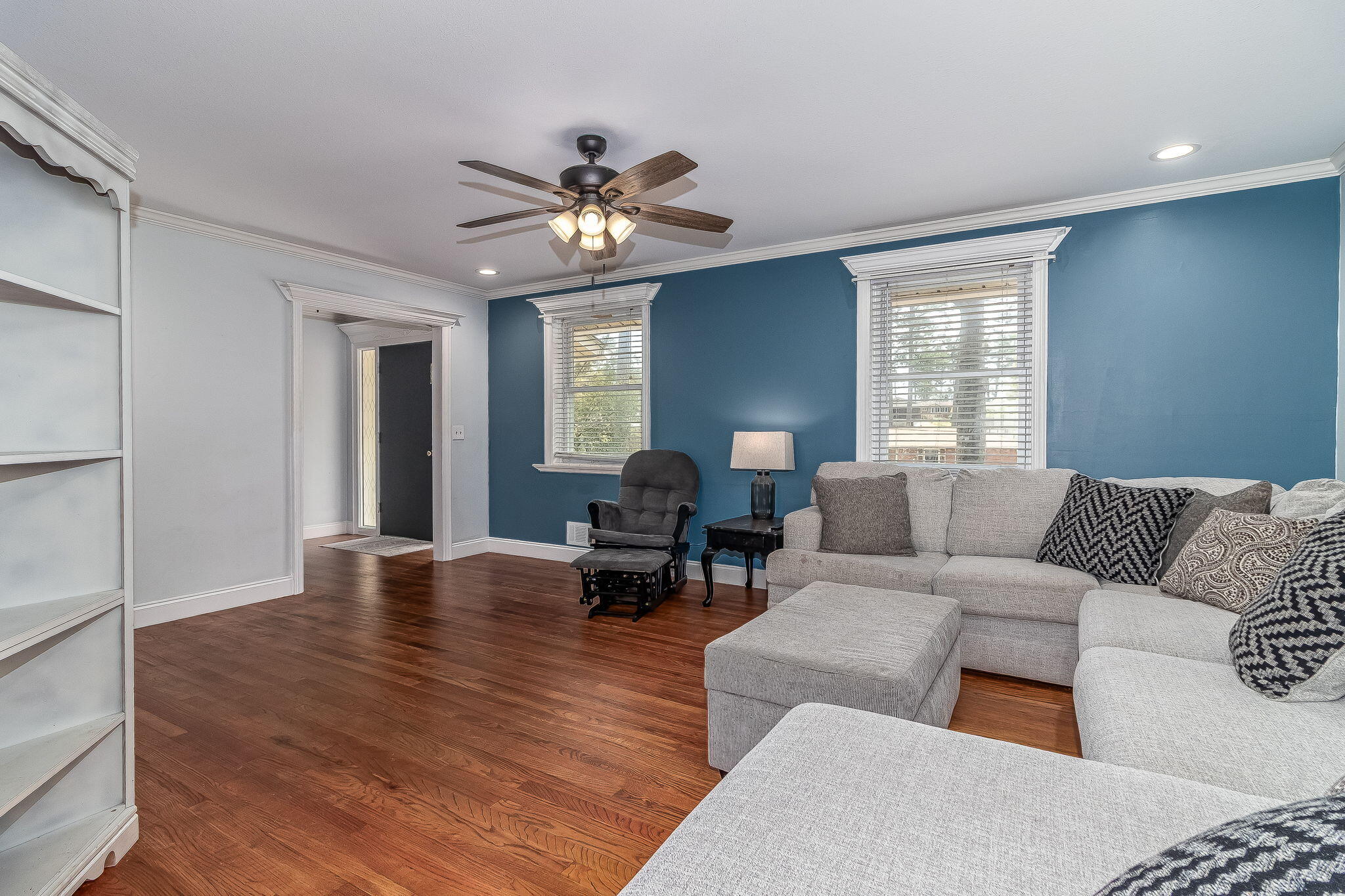 13-web-or-mls-2211 MURA DRIVE 2026 ©--3