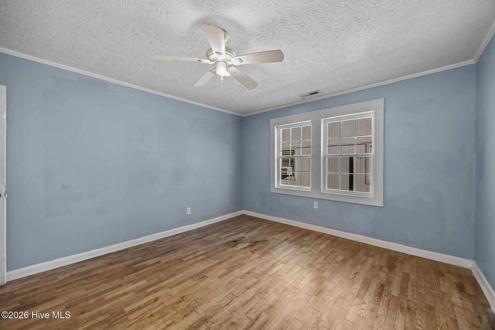 100550233 | Photo 22