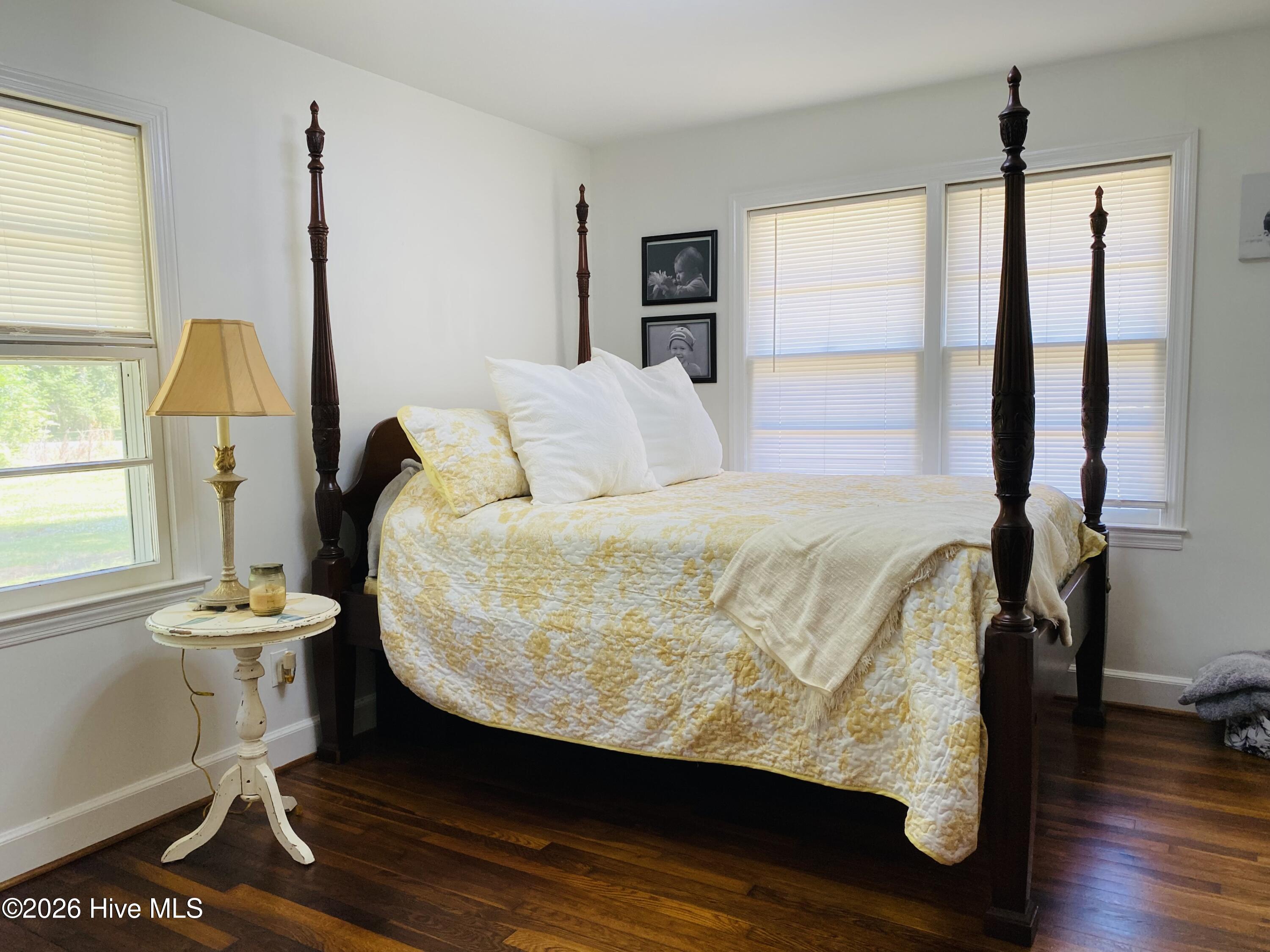 100569666 | Photo 34