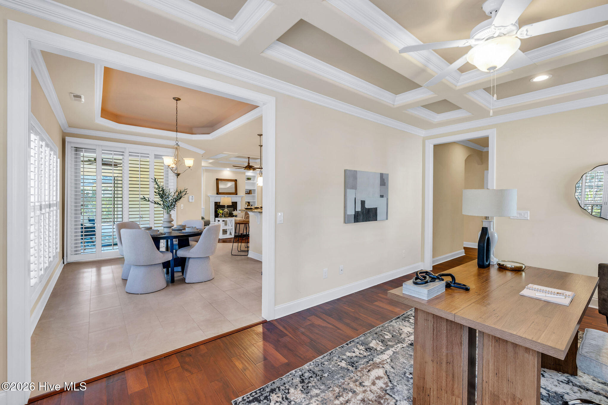 100553978 | Photo 27