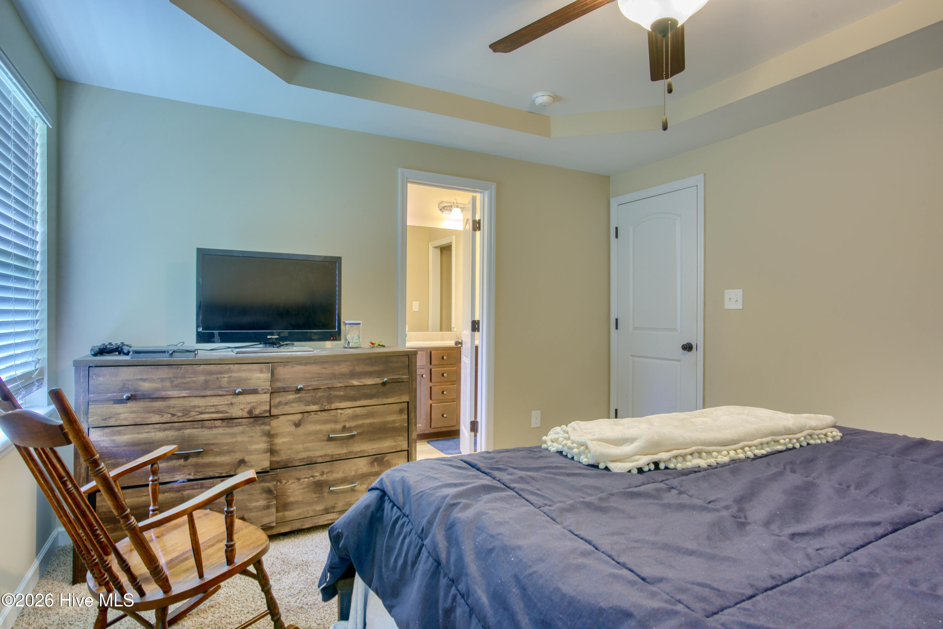 100563081 | Photo 20