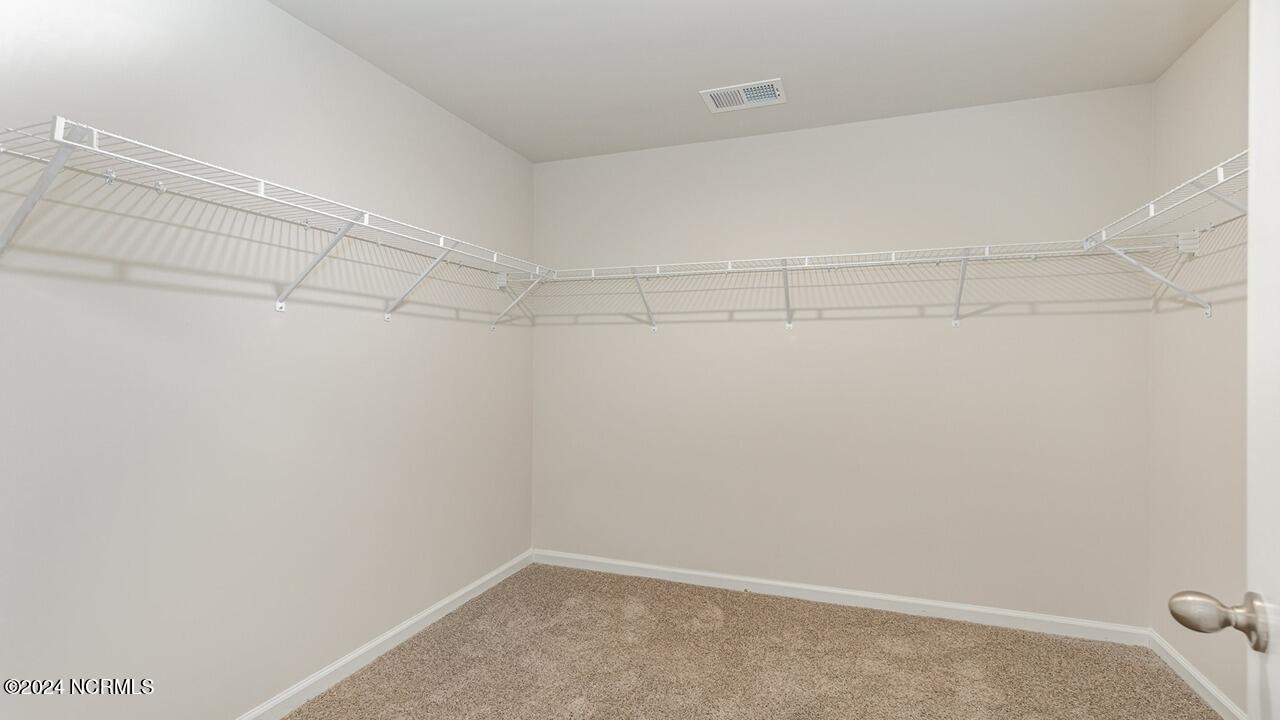 100532984 | Photo 24