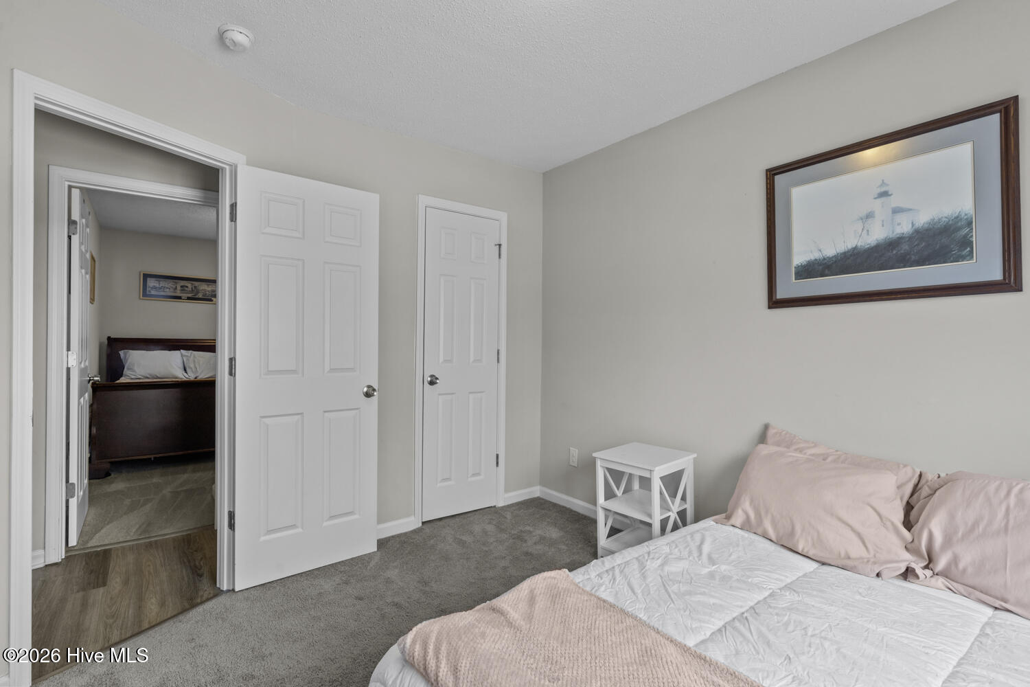 100555225 | Photo 24