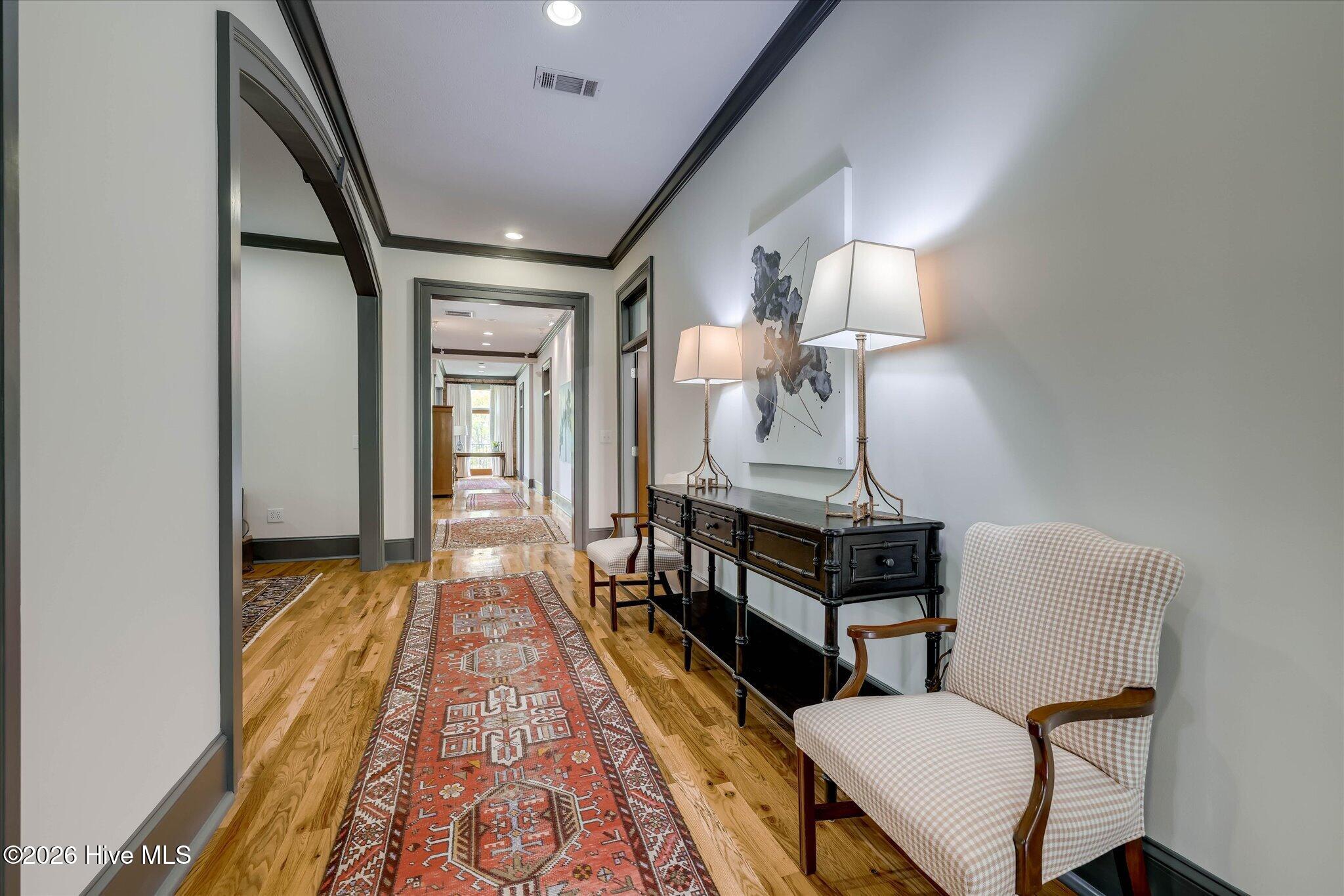 302 Park 2nd floor hallway