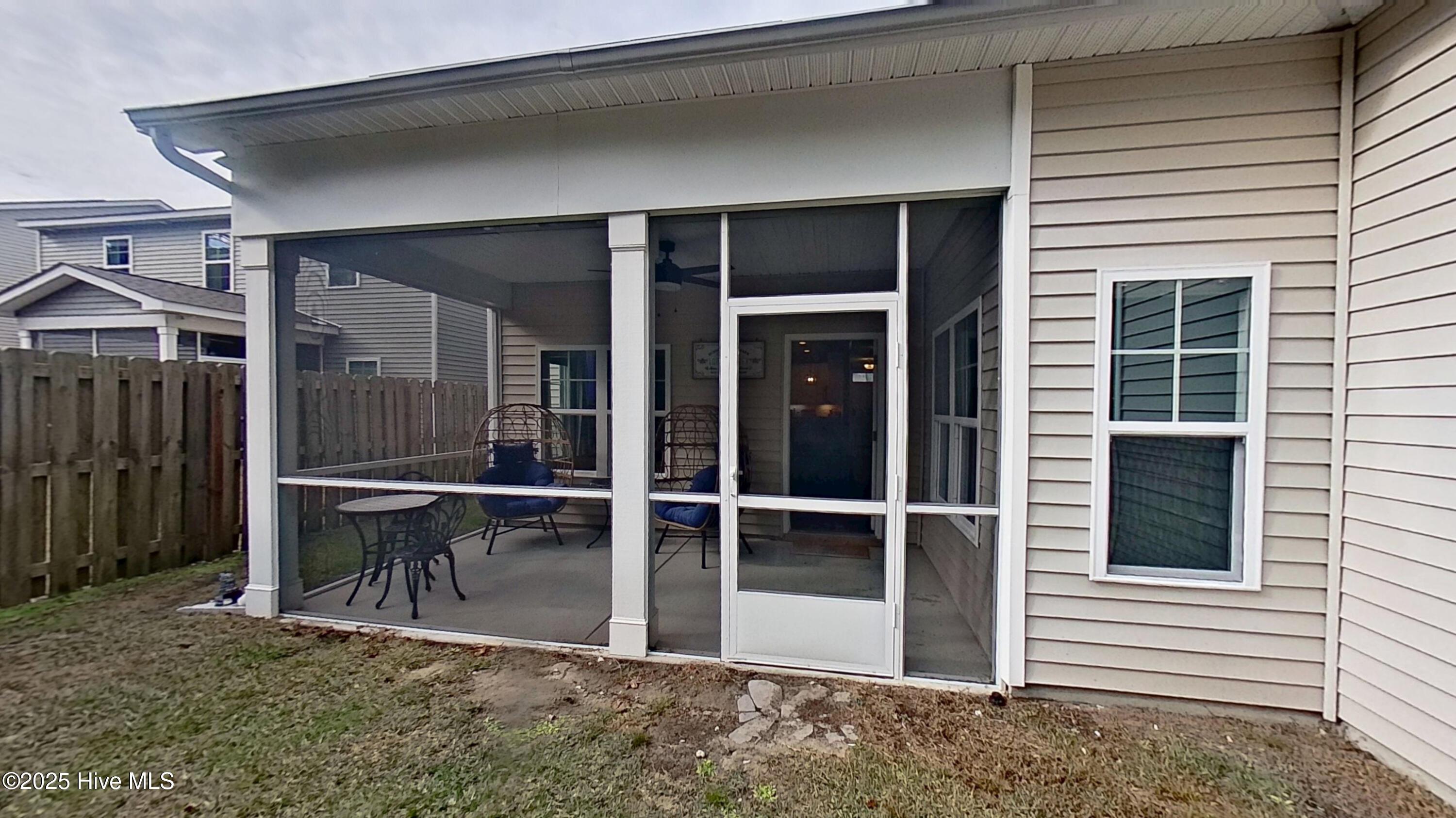 100544471 | Photo 31