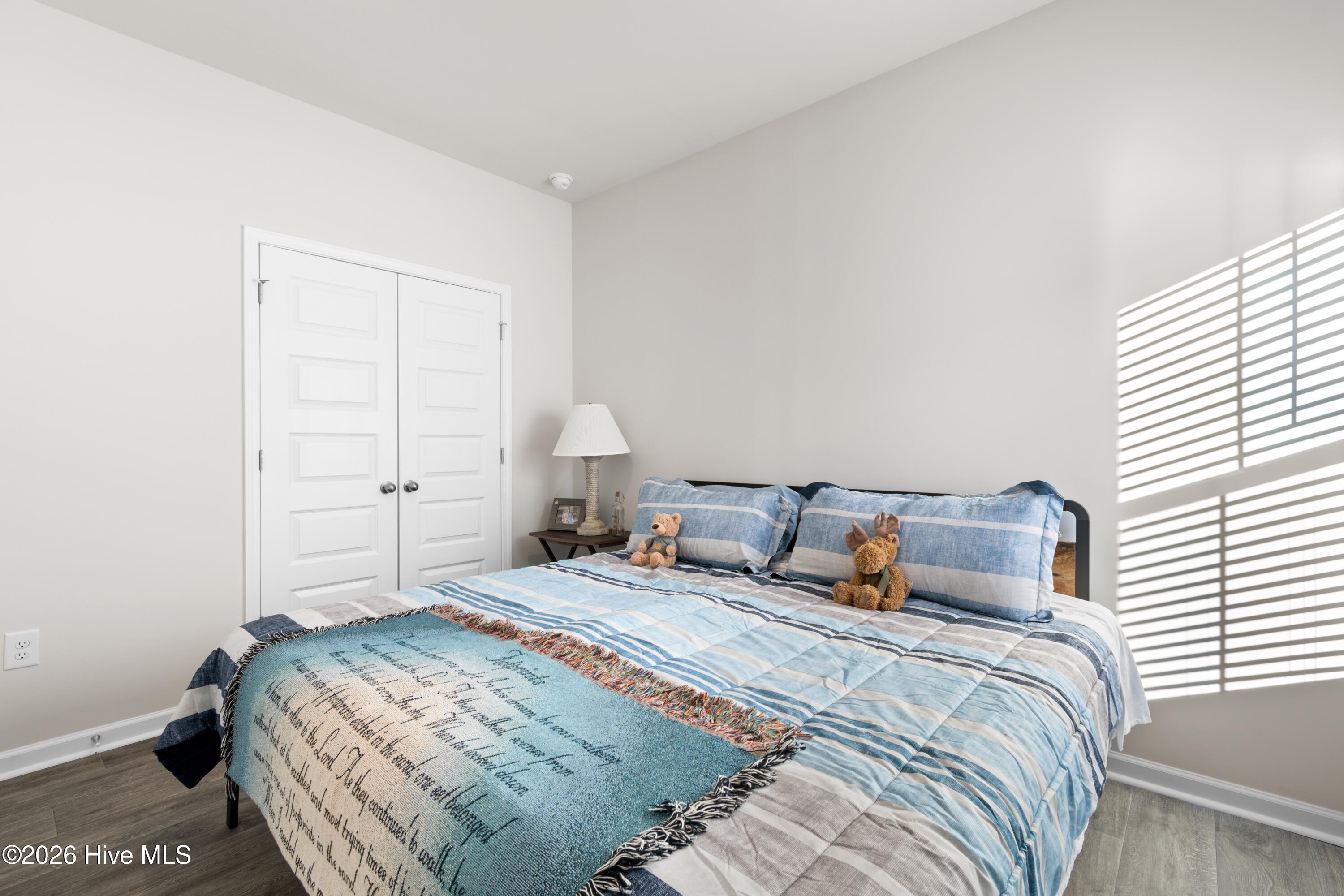 100547205 | Photo 27