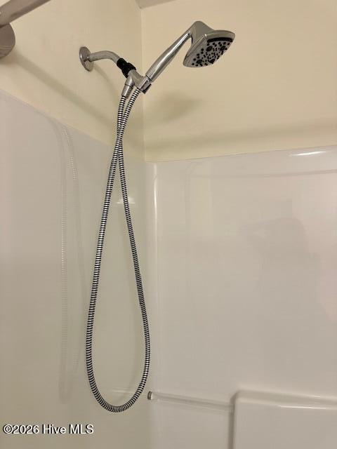 100560957 | Photo 25