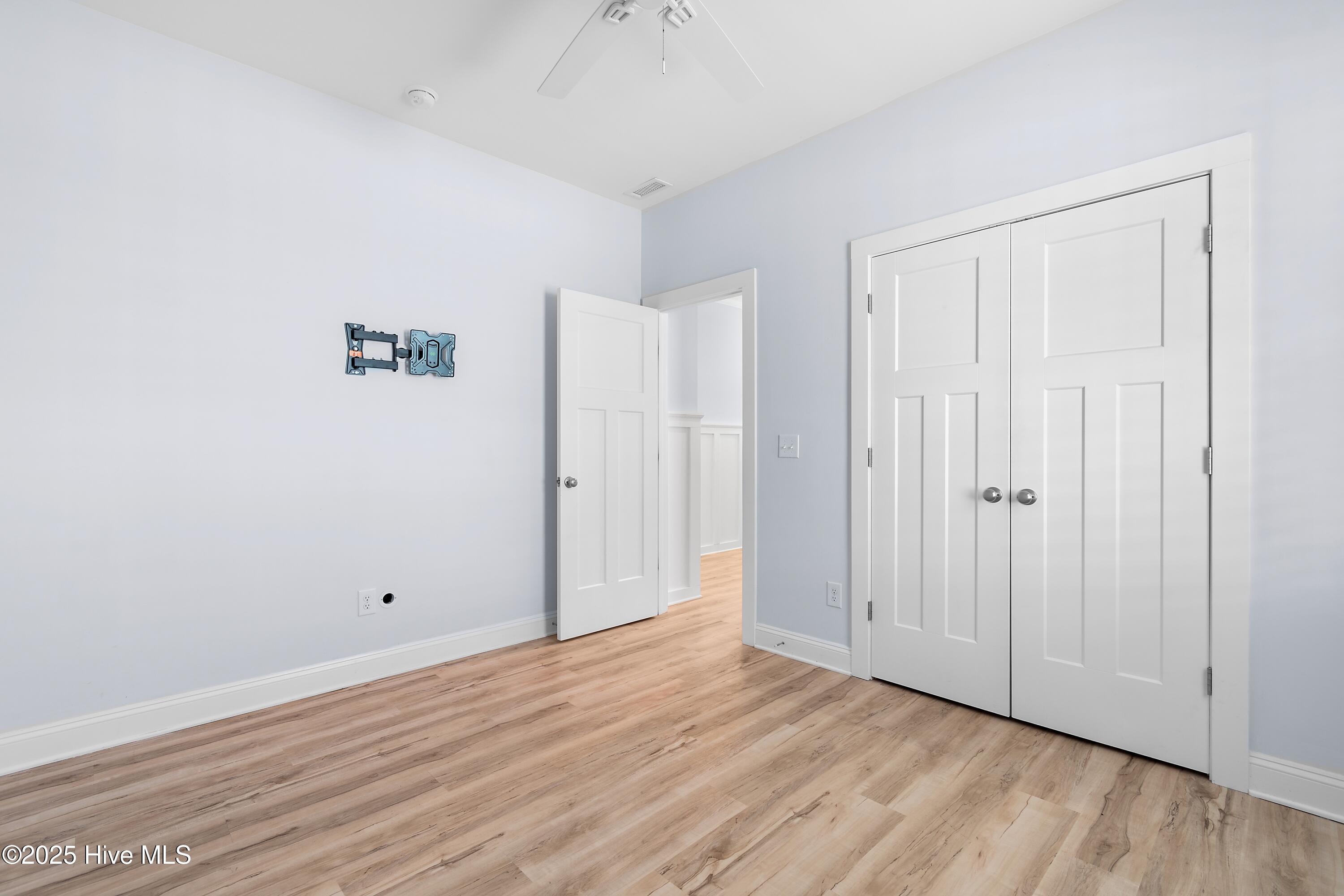 100541024 | Photo 32