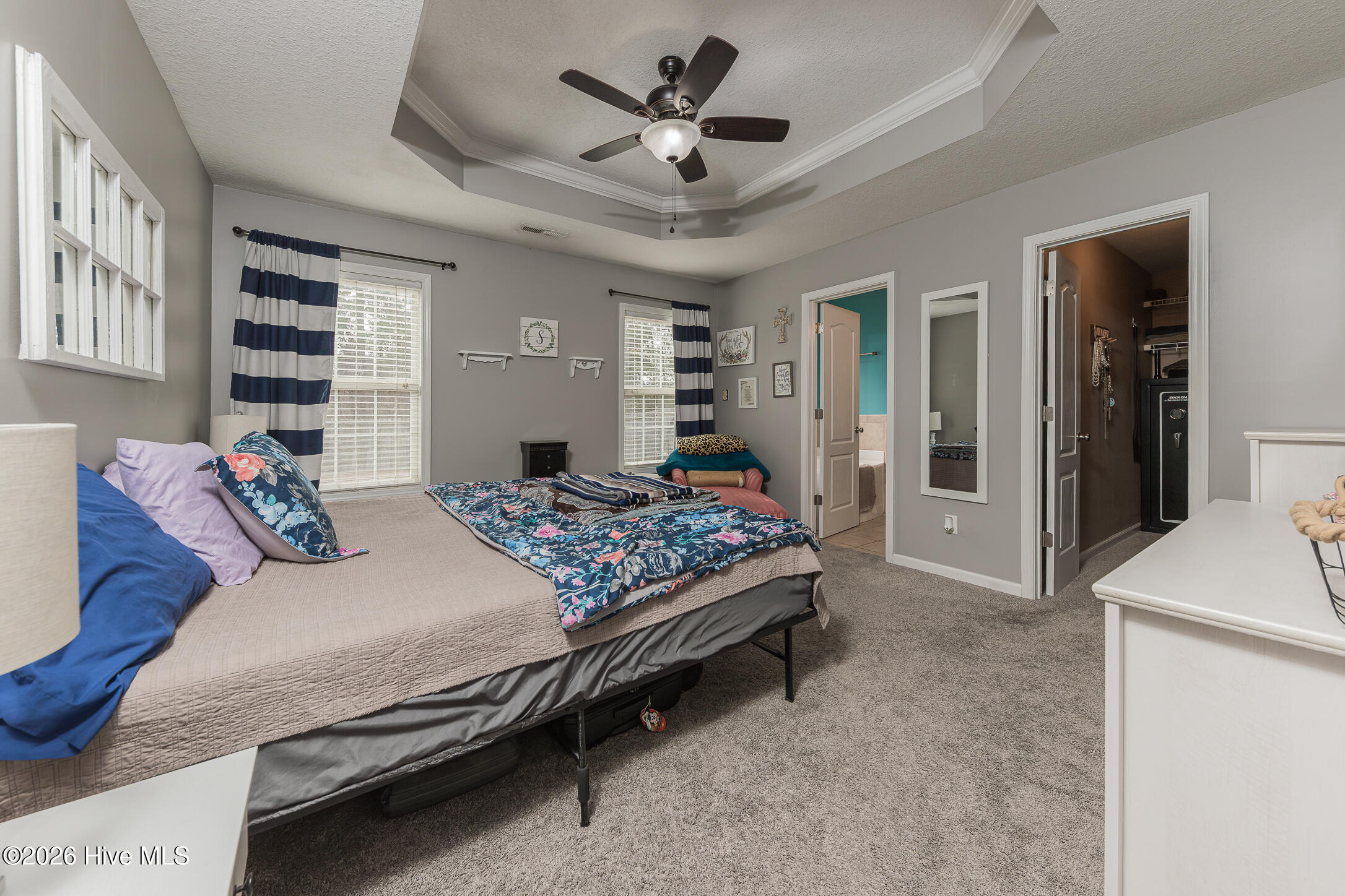 100550736 | Photo 20