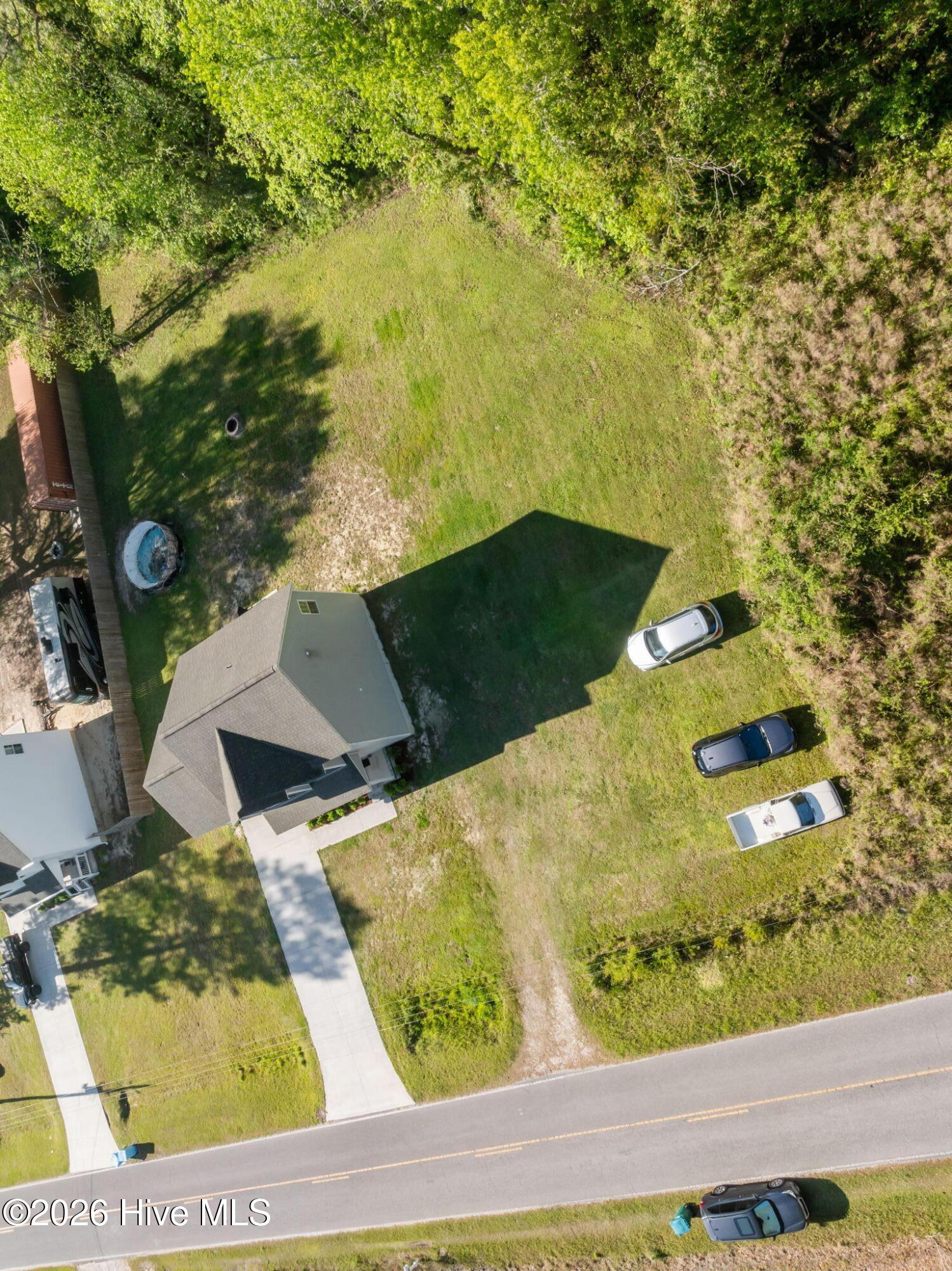 100567197 | Photo 42