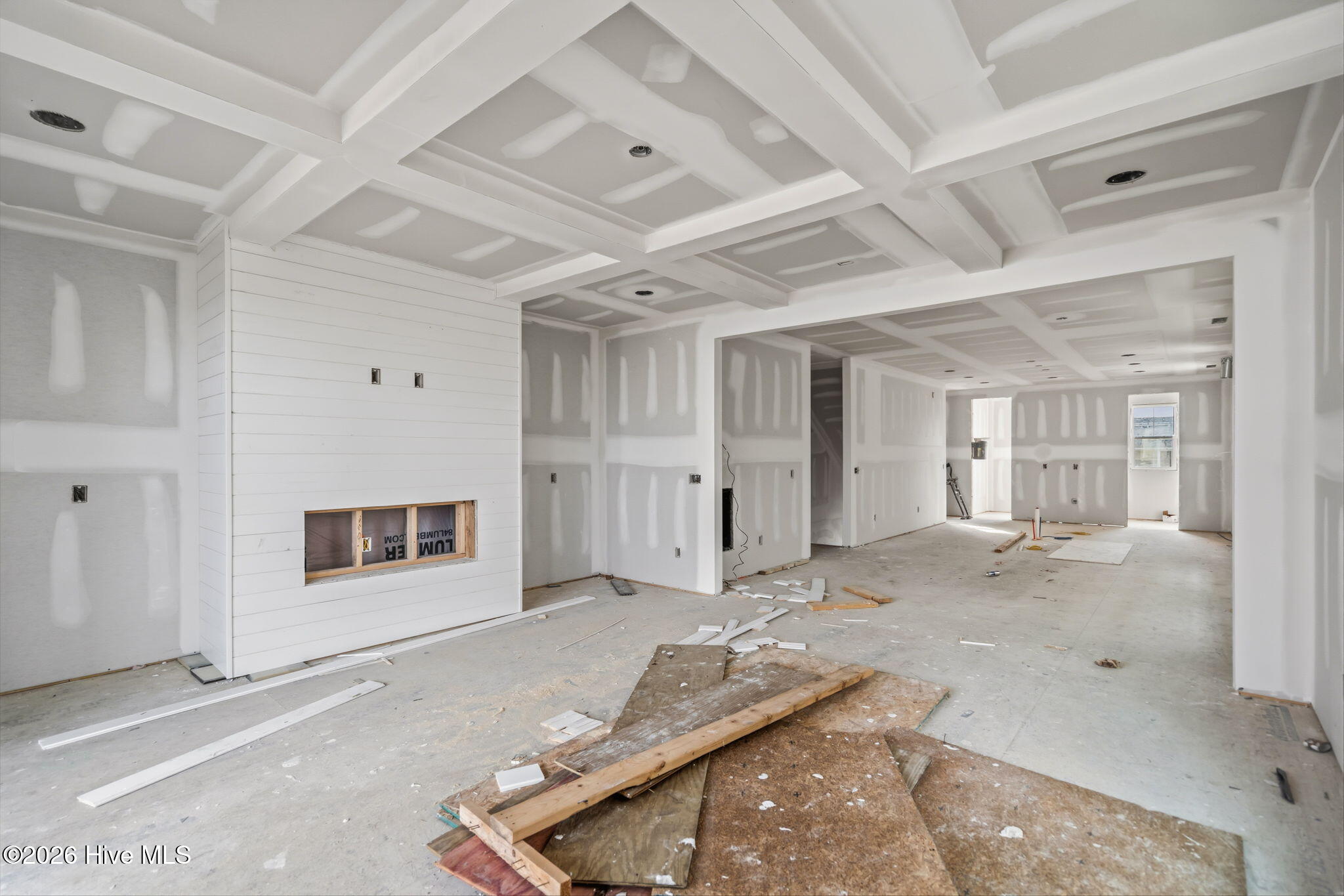 100547046 | Photo 23