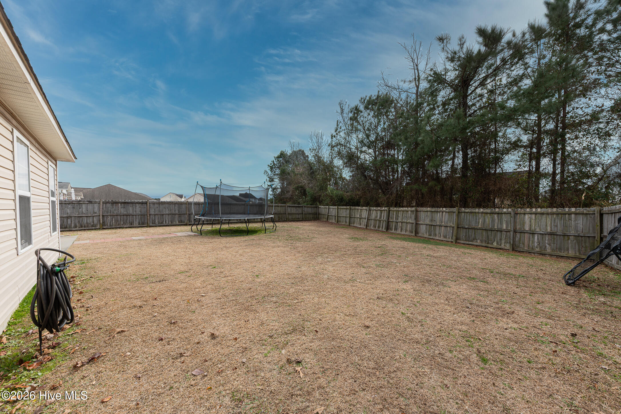 100550736 | Photo 40