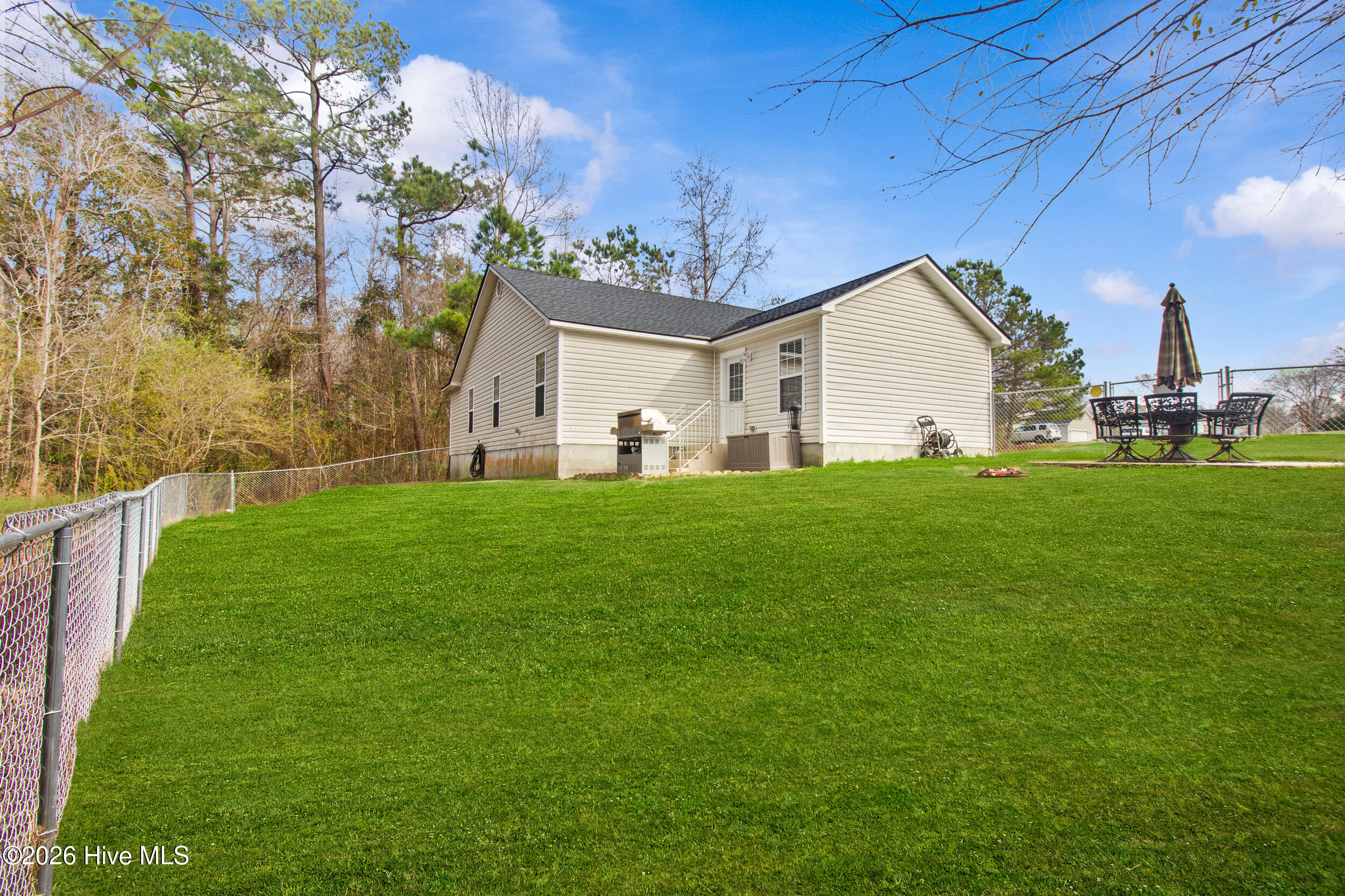 100548560 | Photo 14