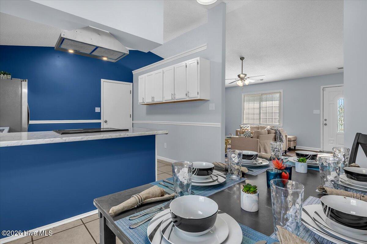 100566247 | Photo 13