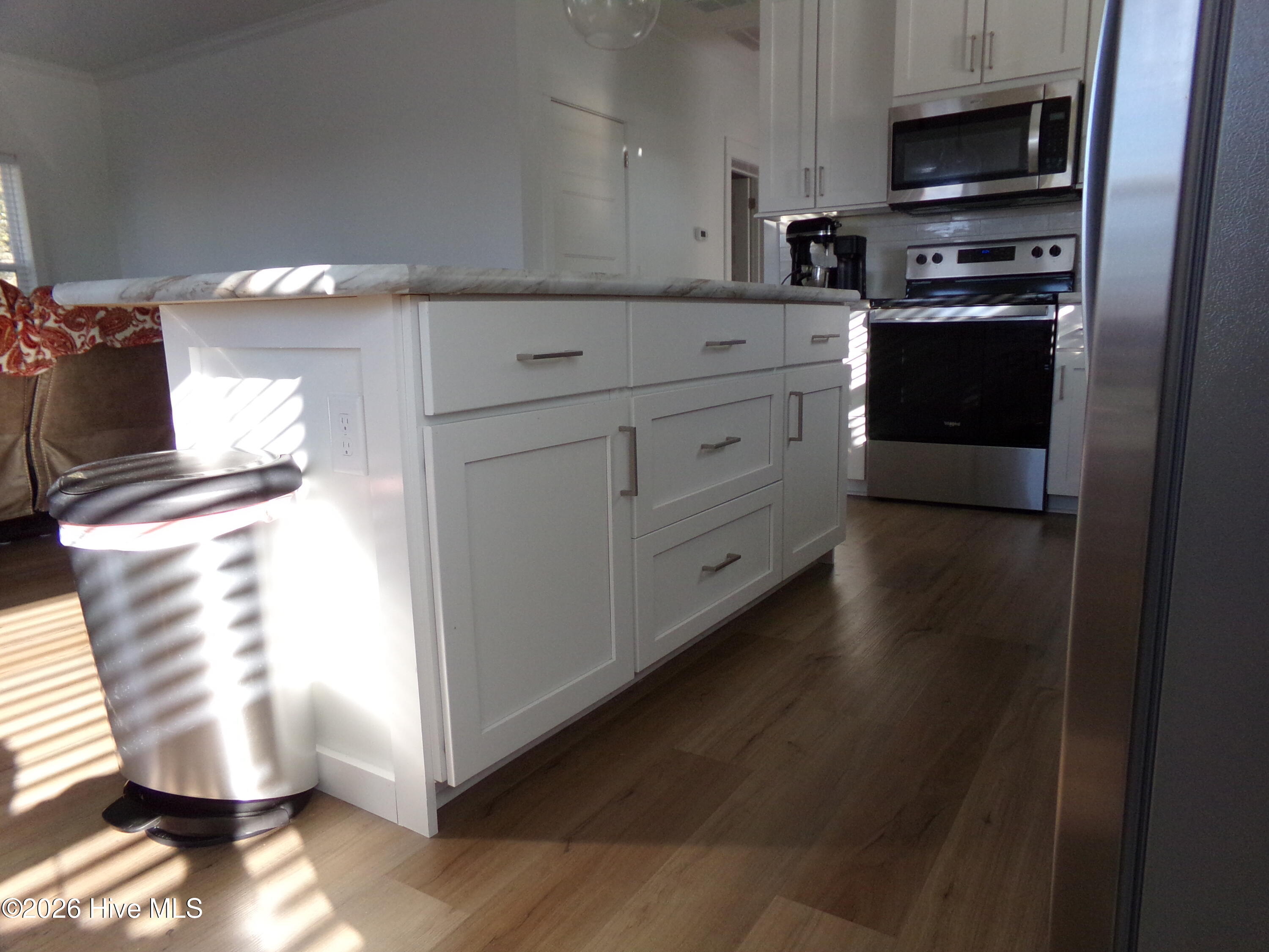 100547282 | Photo 40