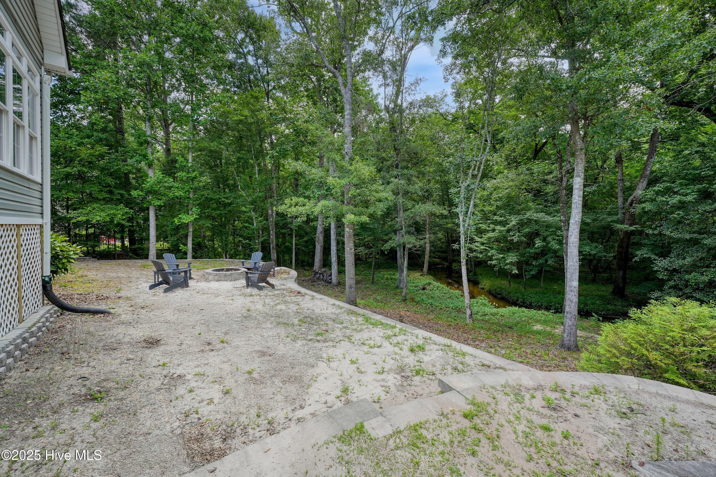 100515294 | Photo 40