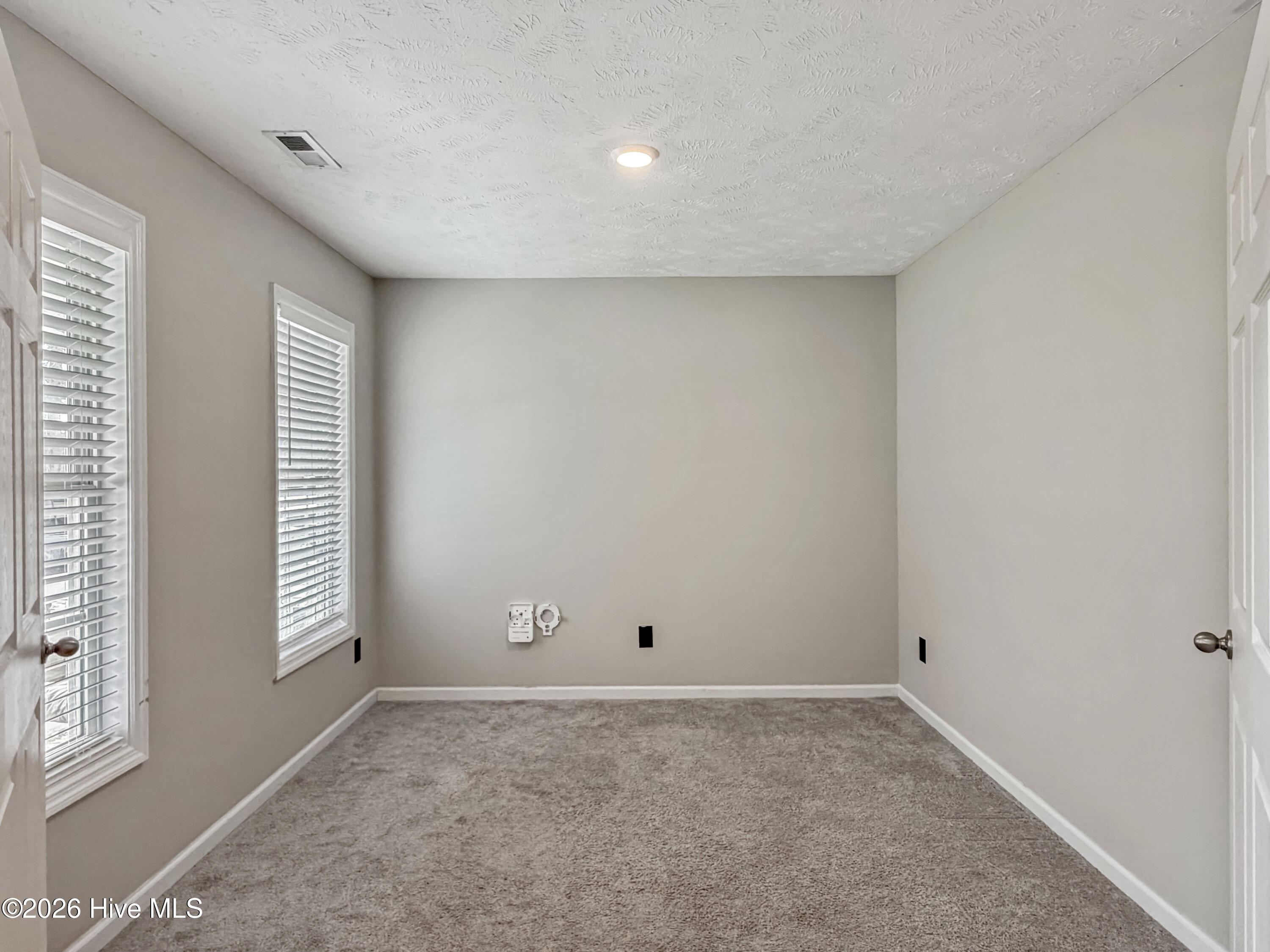 100564126 | Photo 20