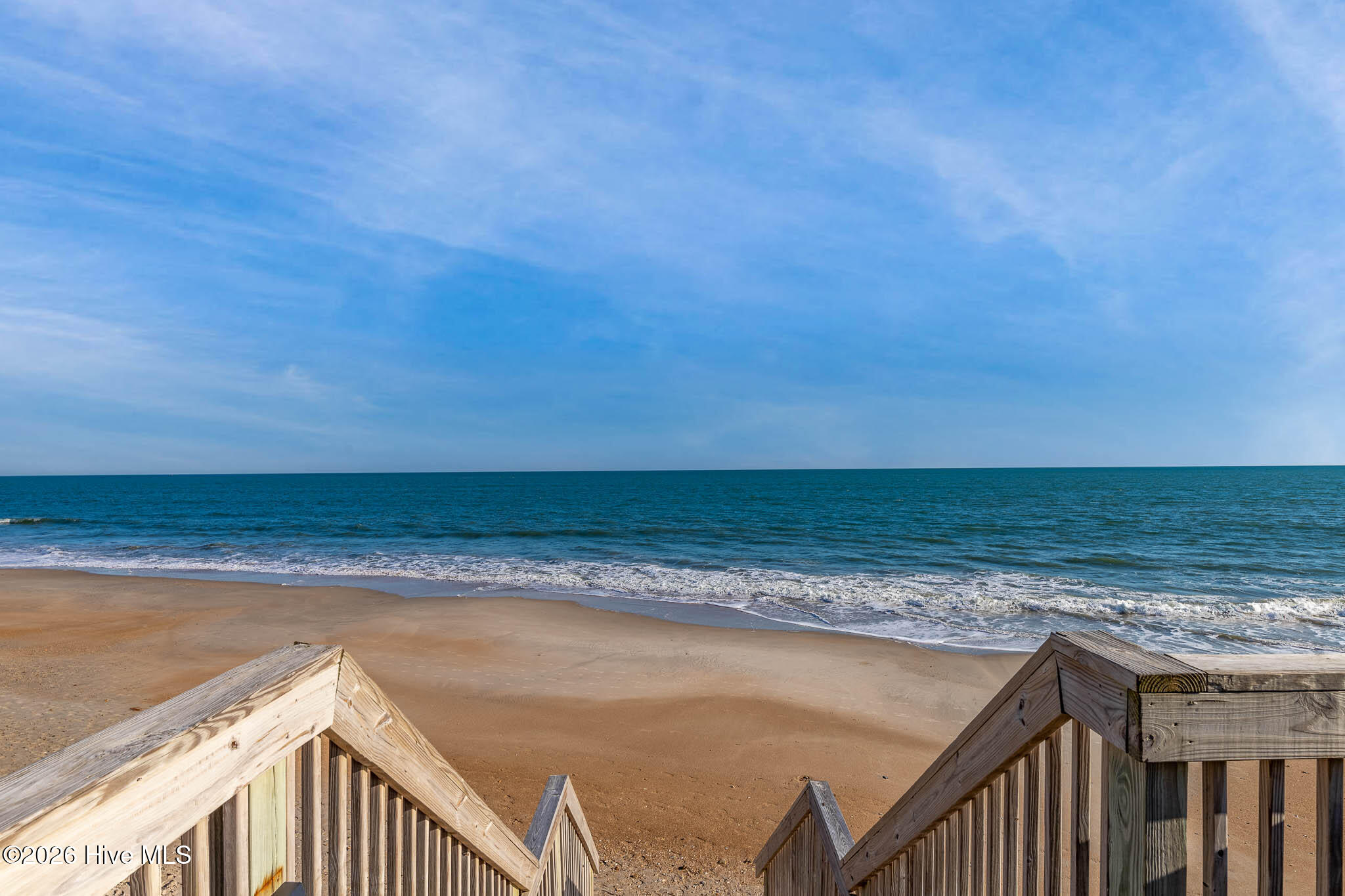 100567274 | Photo 32