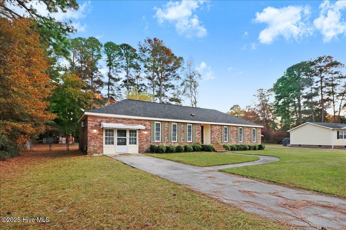 Homes for sale in Kinston, NC | 1923 Christian Ln, Kinston, NC 28504 | MLS# 100540225