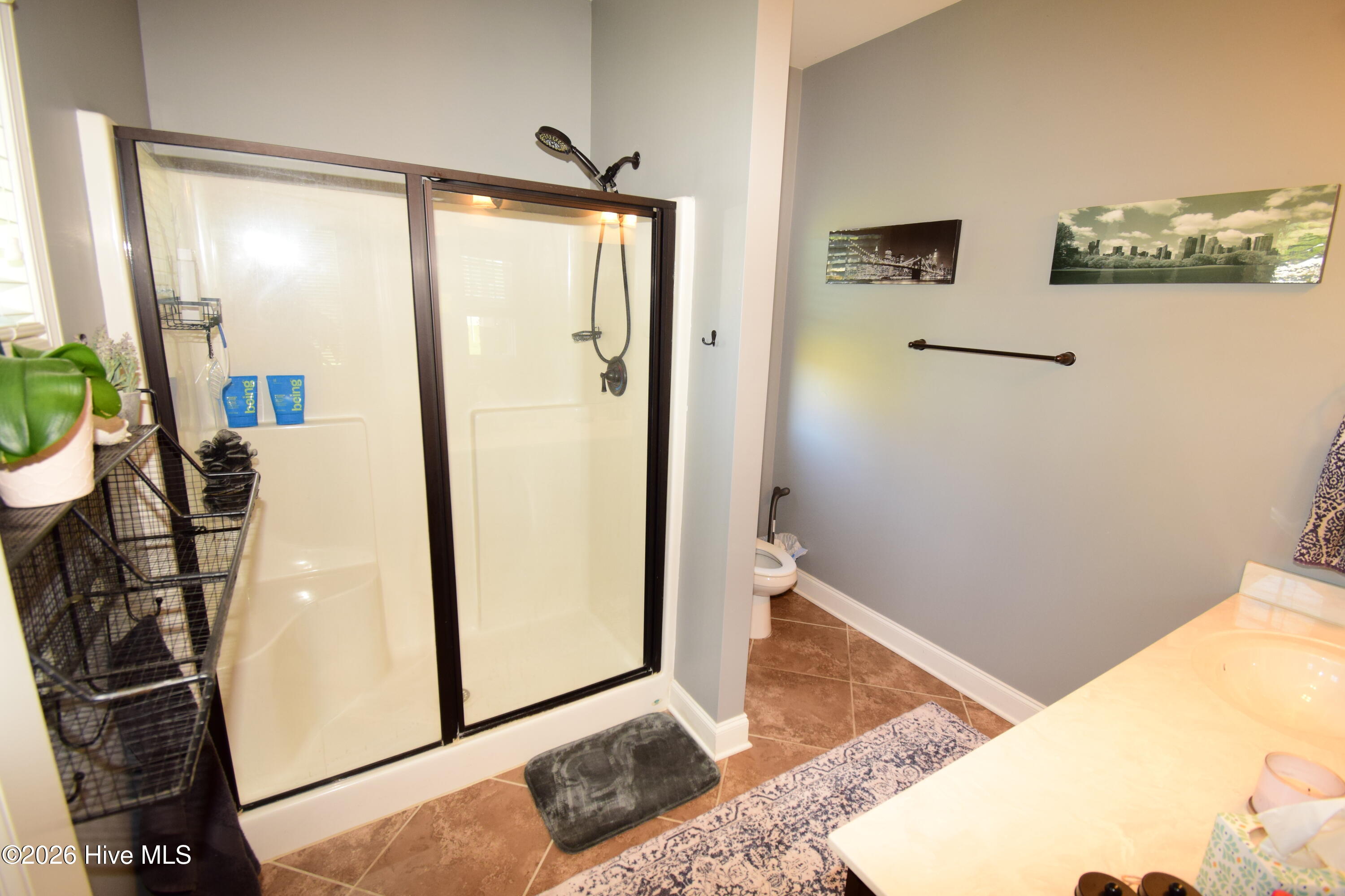 100566647 | Photo 24