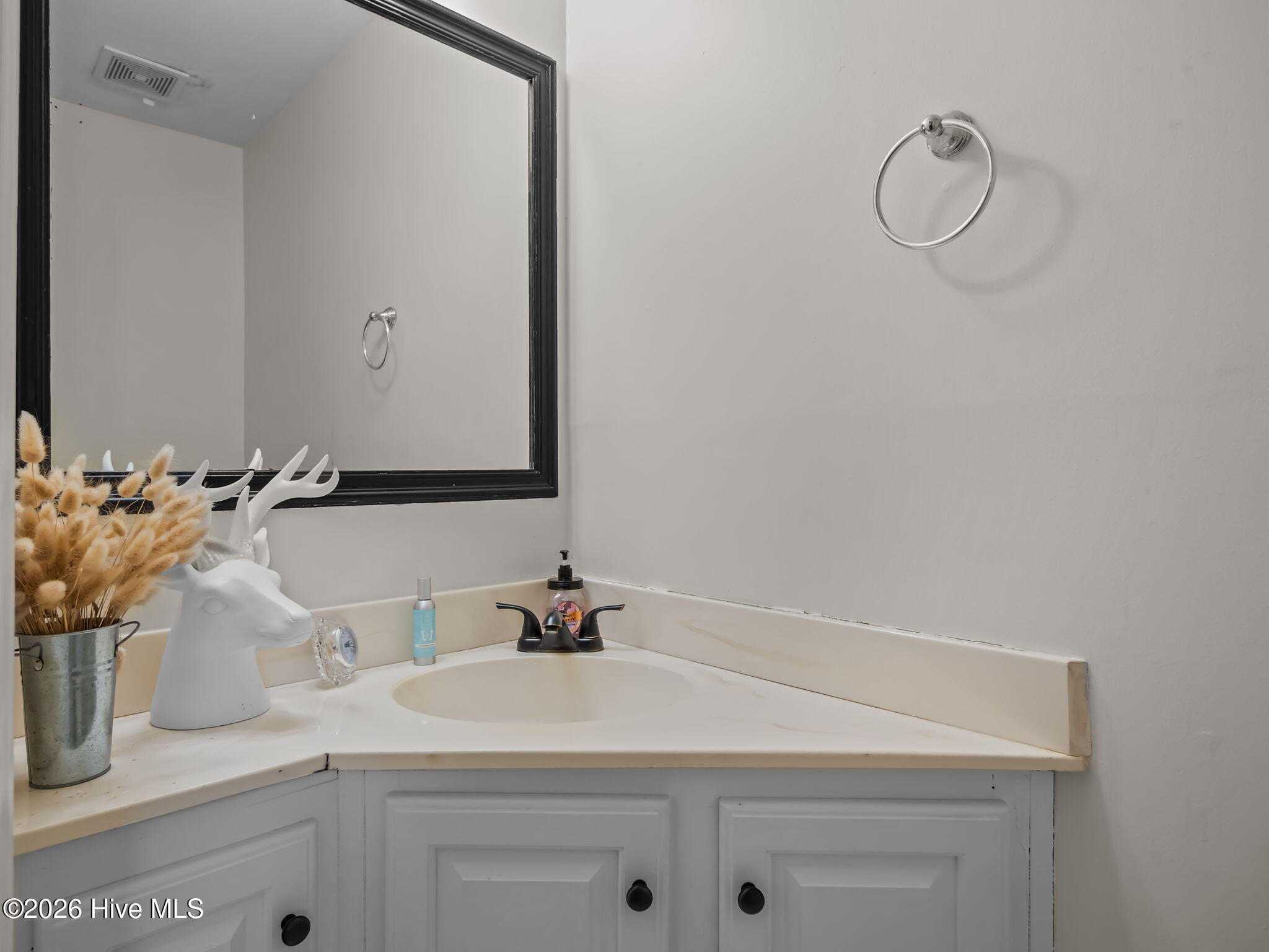 100554527 | Photo 20